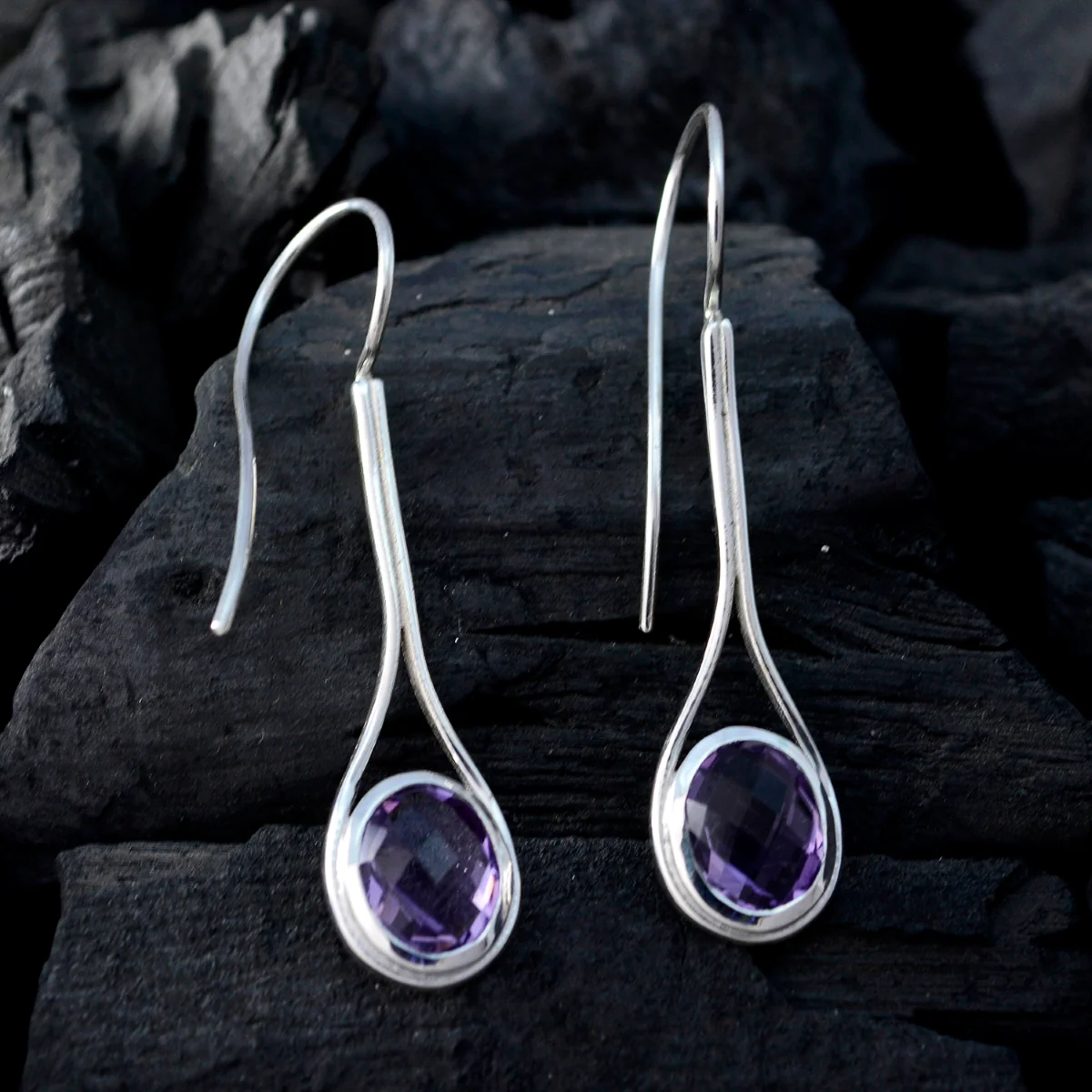 Amethyst German Victoria Solitaire Dangle Purple Silver Earring - Image 2