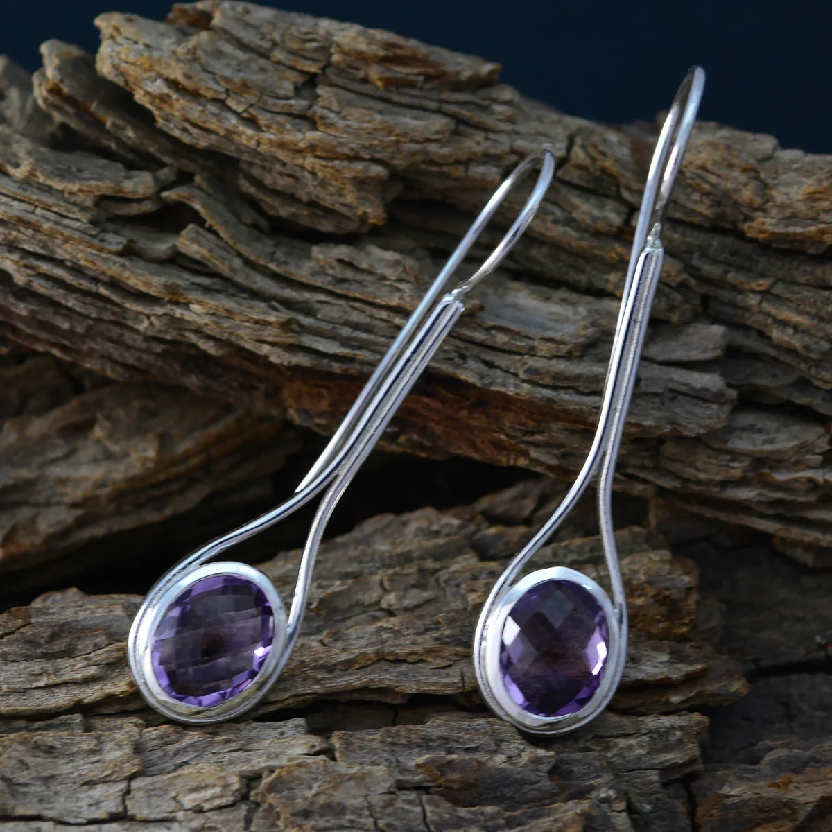 Amethyst German Victoria Solitaire Dangle Purple Silver Earring - Image 3