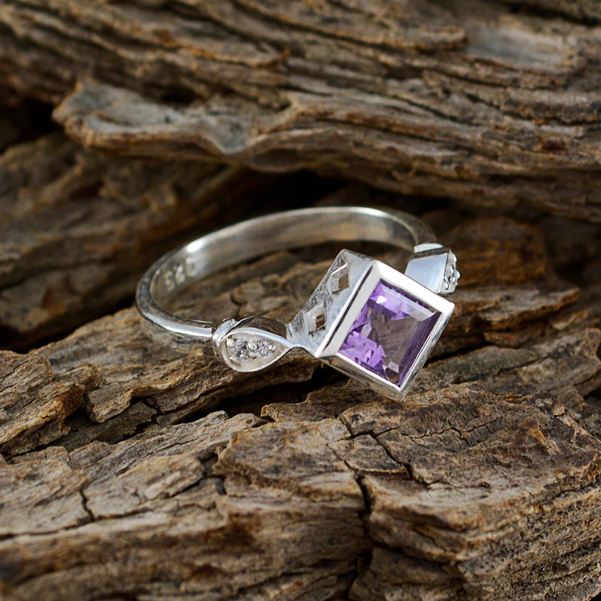 Amethyst Halo Indian 92.5 Silver Purple Gemstone Featherlight Artisan Ring Jewellery - Image 3