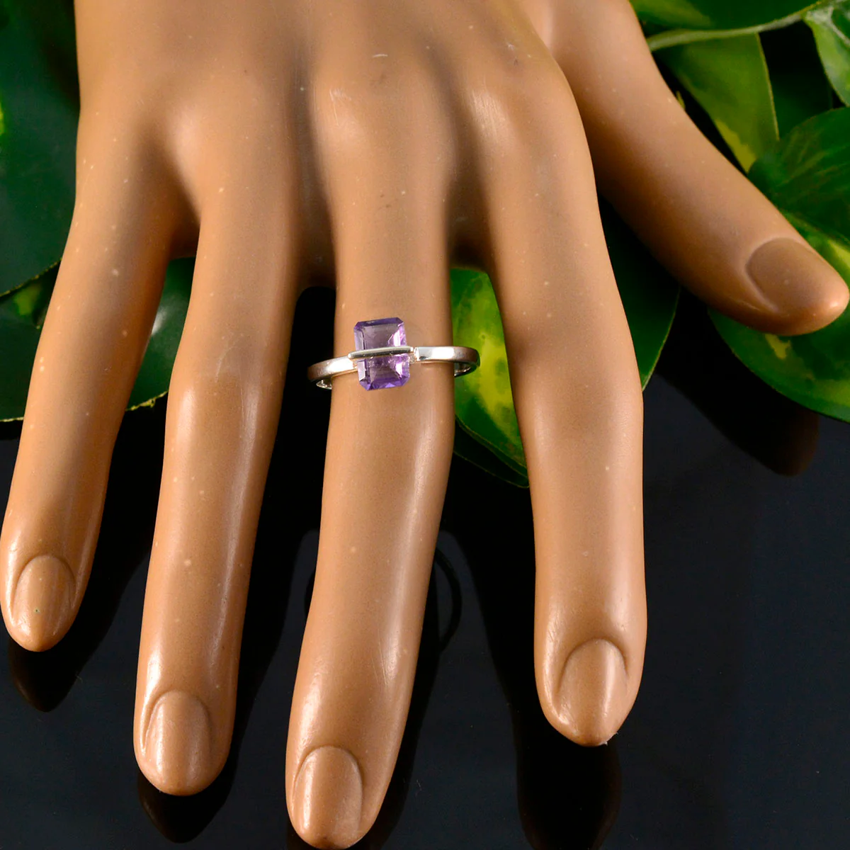 Amethyst Solitaire American Sterling Silver Purple Gemstones Dainty Graceful Ring Jewelry - Image 5