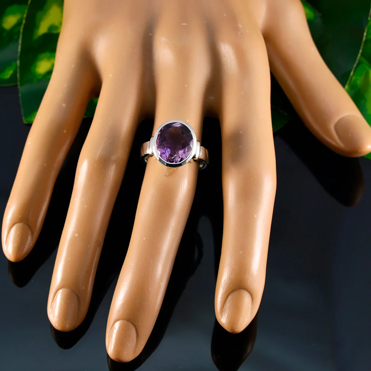 Amethyst Solitaire Indian Sterling Silver Purple Gemstones Classic Feminine Ring Jewelry - Image 5