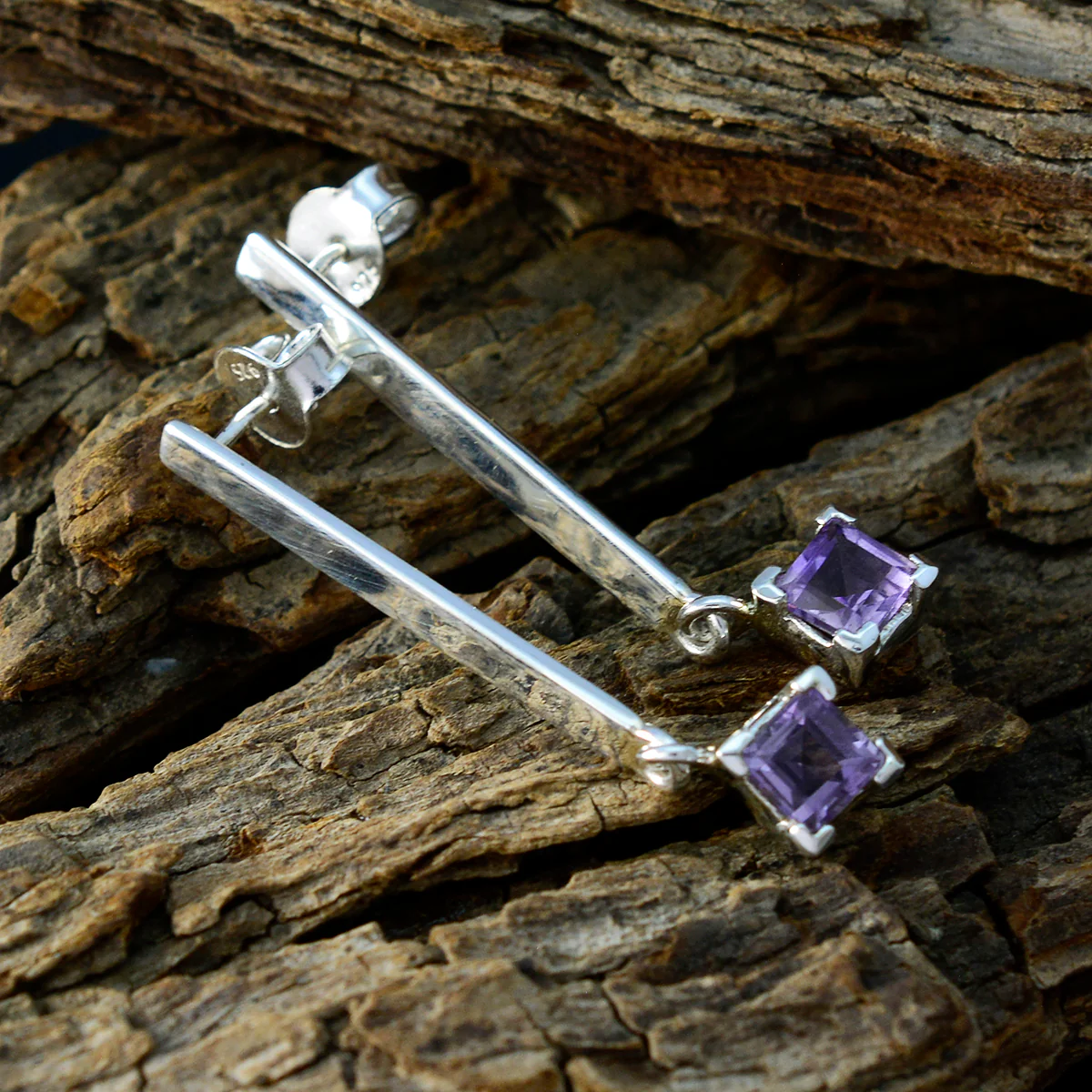 Amethyst Turkish Mila Solitaire Stud Purple Sterling Silver Earring - Image 3