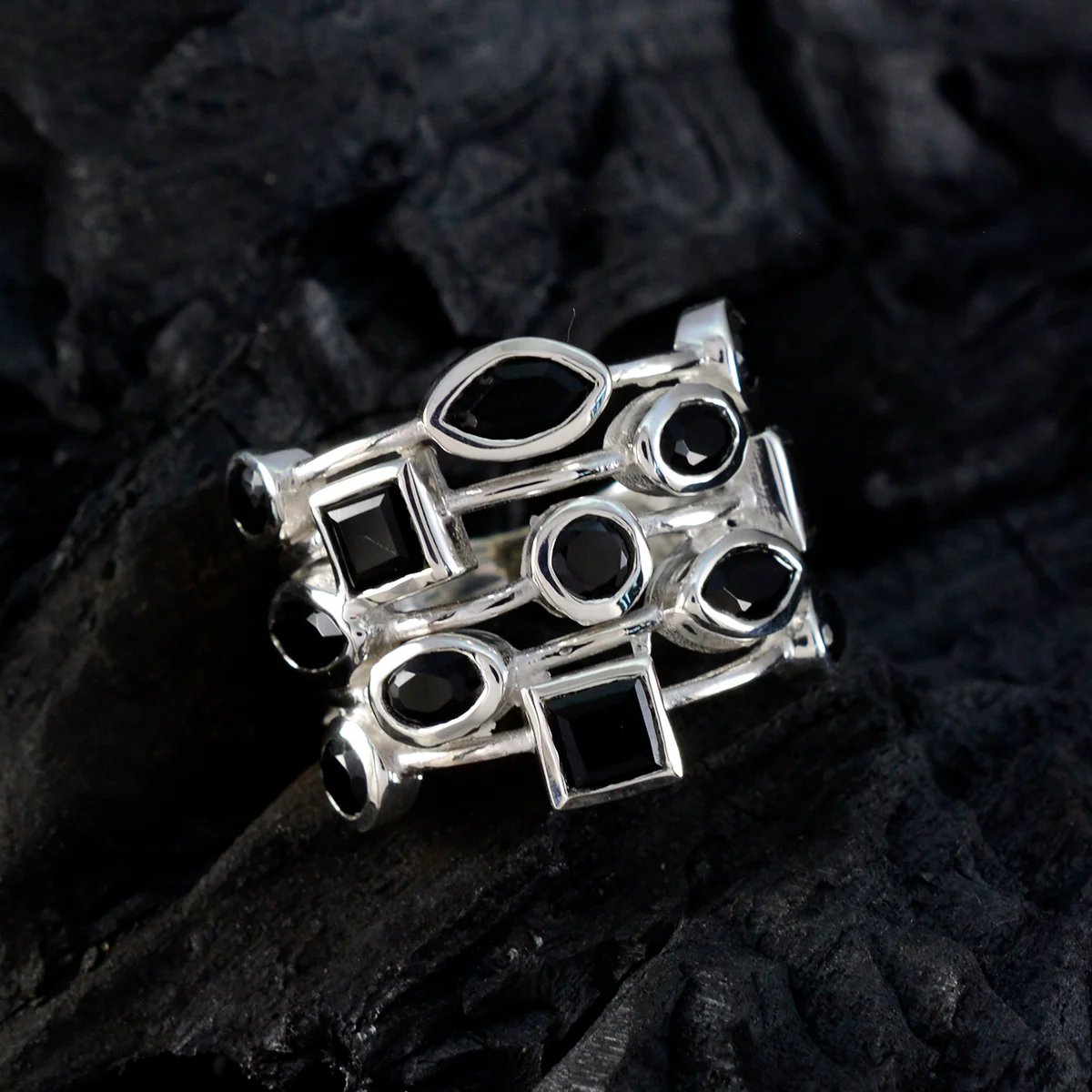Black Onyx multiple Moroccan Silver Black Gemstones Eye-catching Modern Ring Jewelry - Image 4