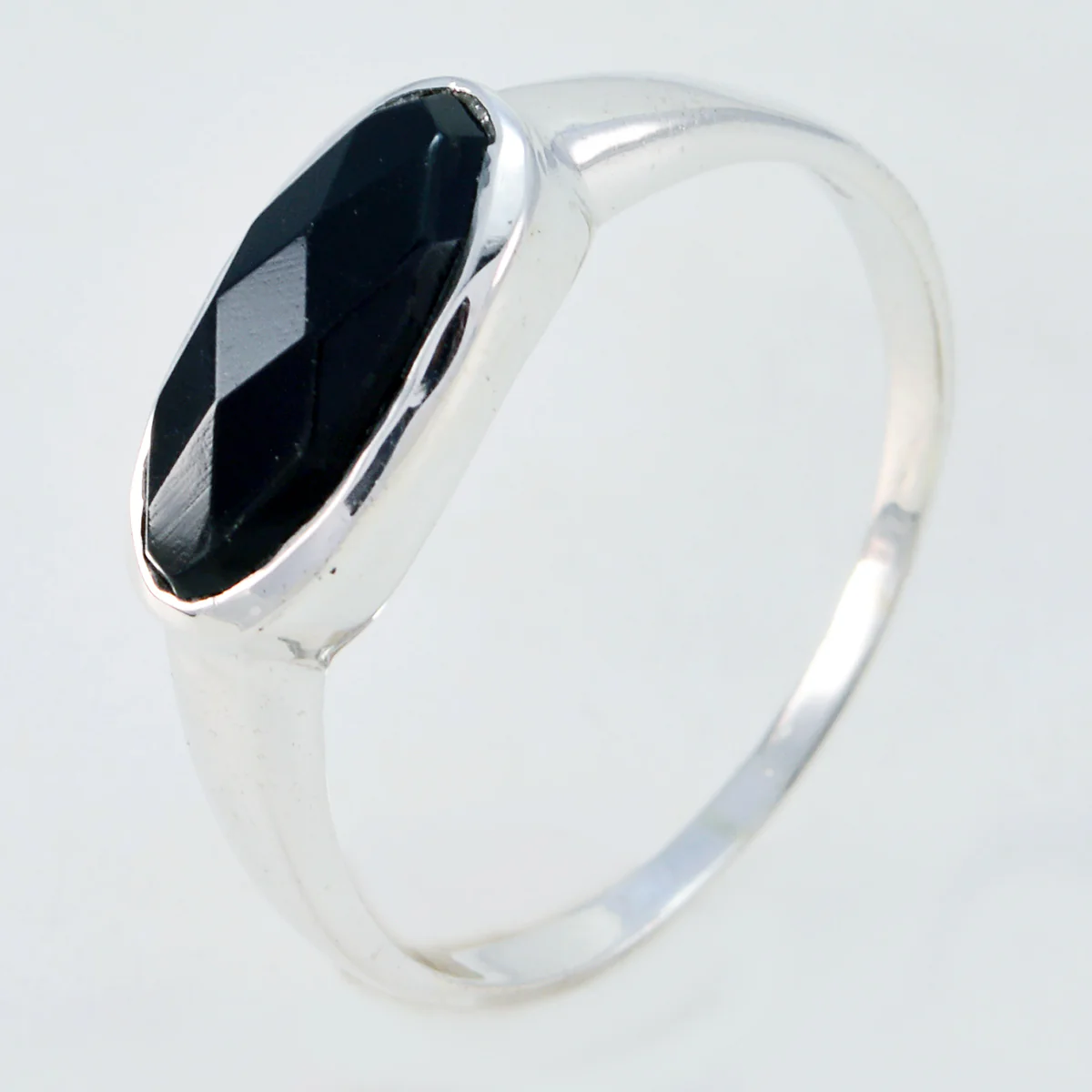 Black Onyx Solitaire American 92.5 Silver Black Gems Dainty Trendy Ring Jewellery - Image 2
