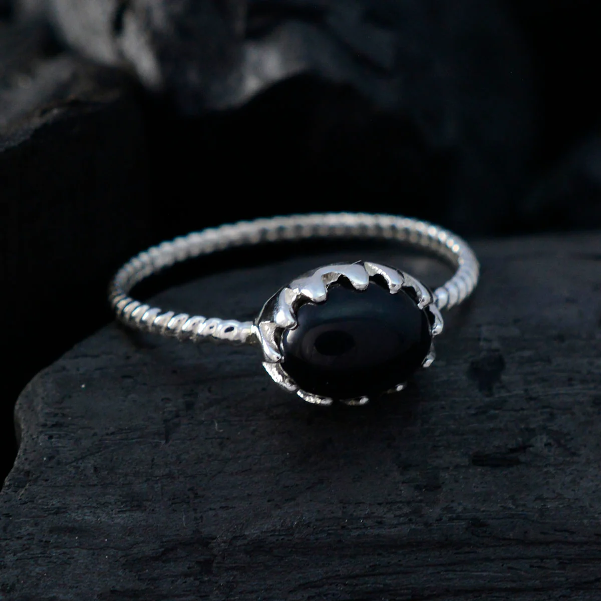 Black Onyx Solitaire American 925 Silver Black Gemstones Elegant Twist Ring Jewelry - Image 4