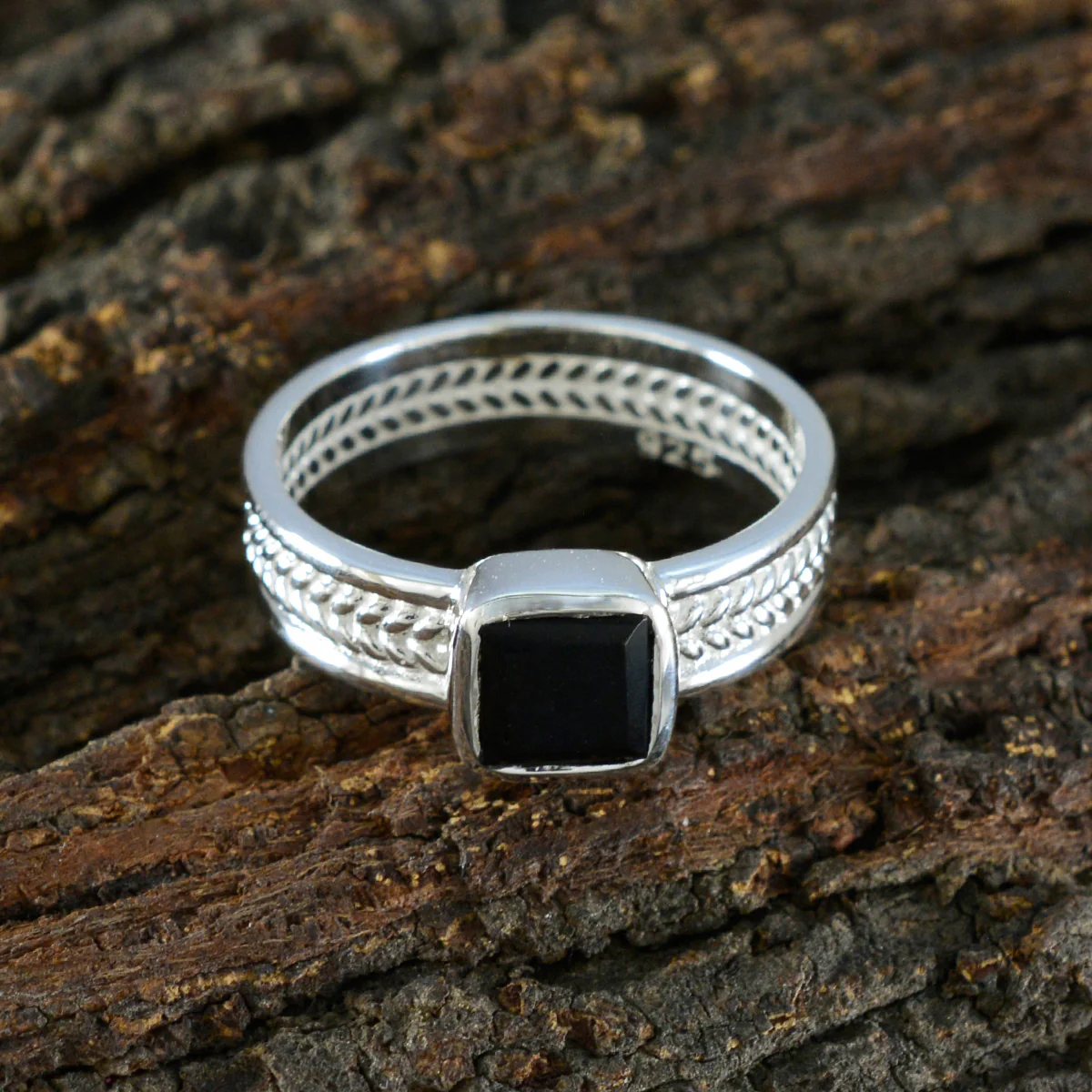 Black Onyx Solitaire Australian Sterling Silver Black Gemstones Mid-weight Rope-Wire Band Jewelry - Image 3