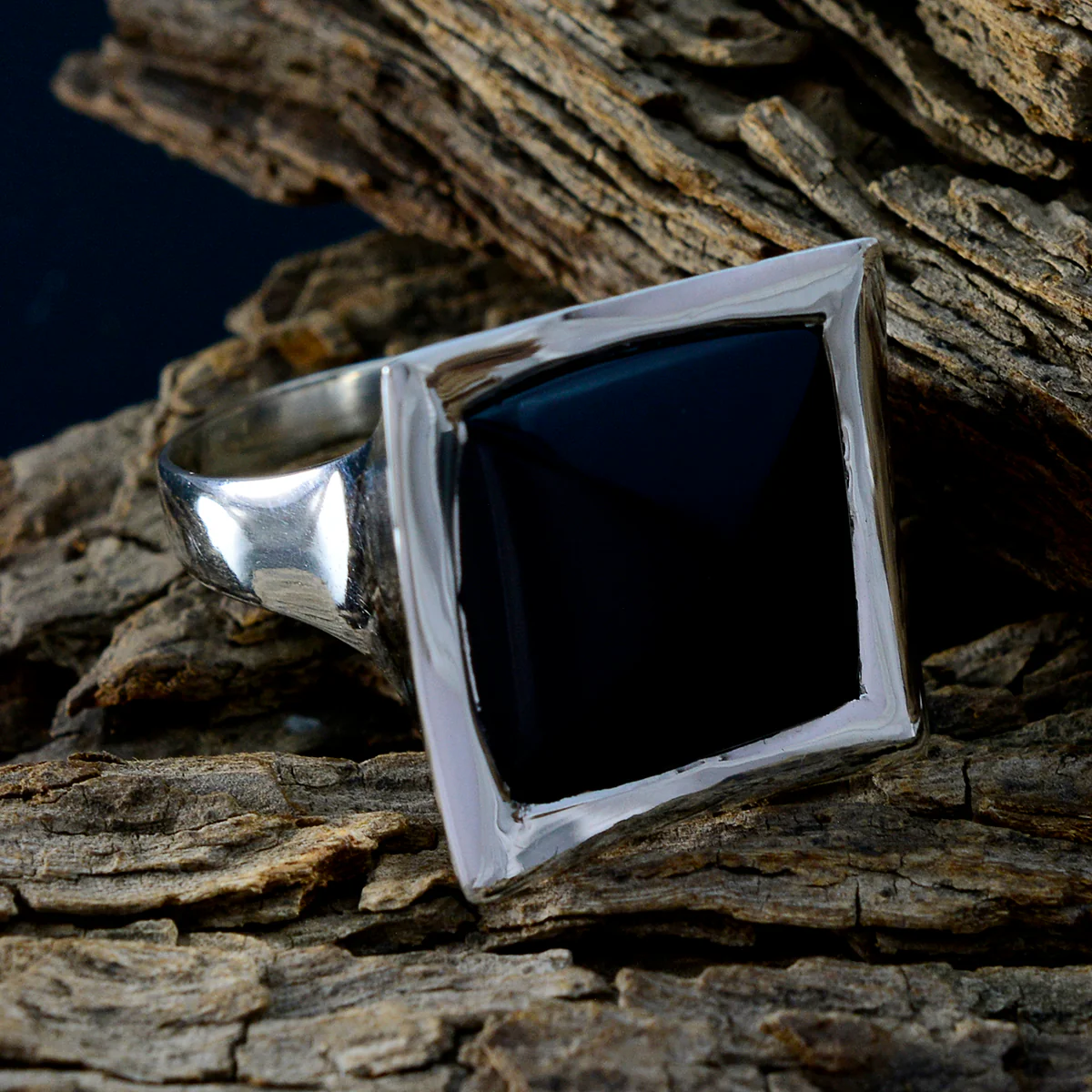 Black Onyx Solitaire Egyptian Silver Black Gems Chunky Retro Ring Jewellery - Image 4