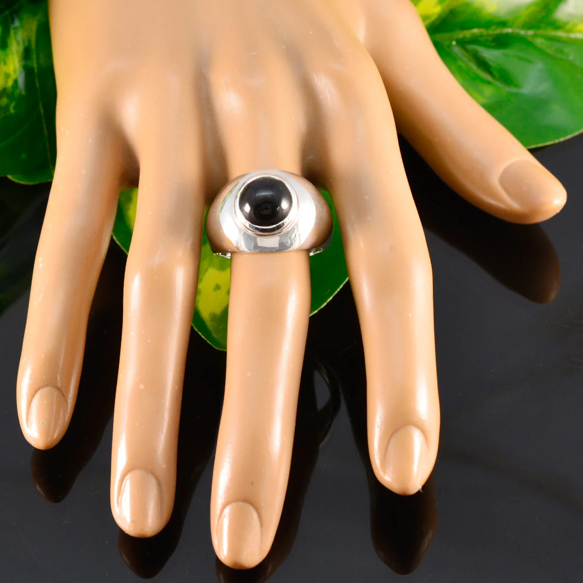Black Onyx Solitaire Indian Sterling Silver Black Gemstone Eye-catching Trendy Ring Jewelry - Image 5