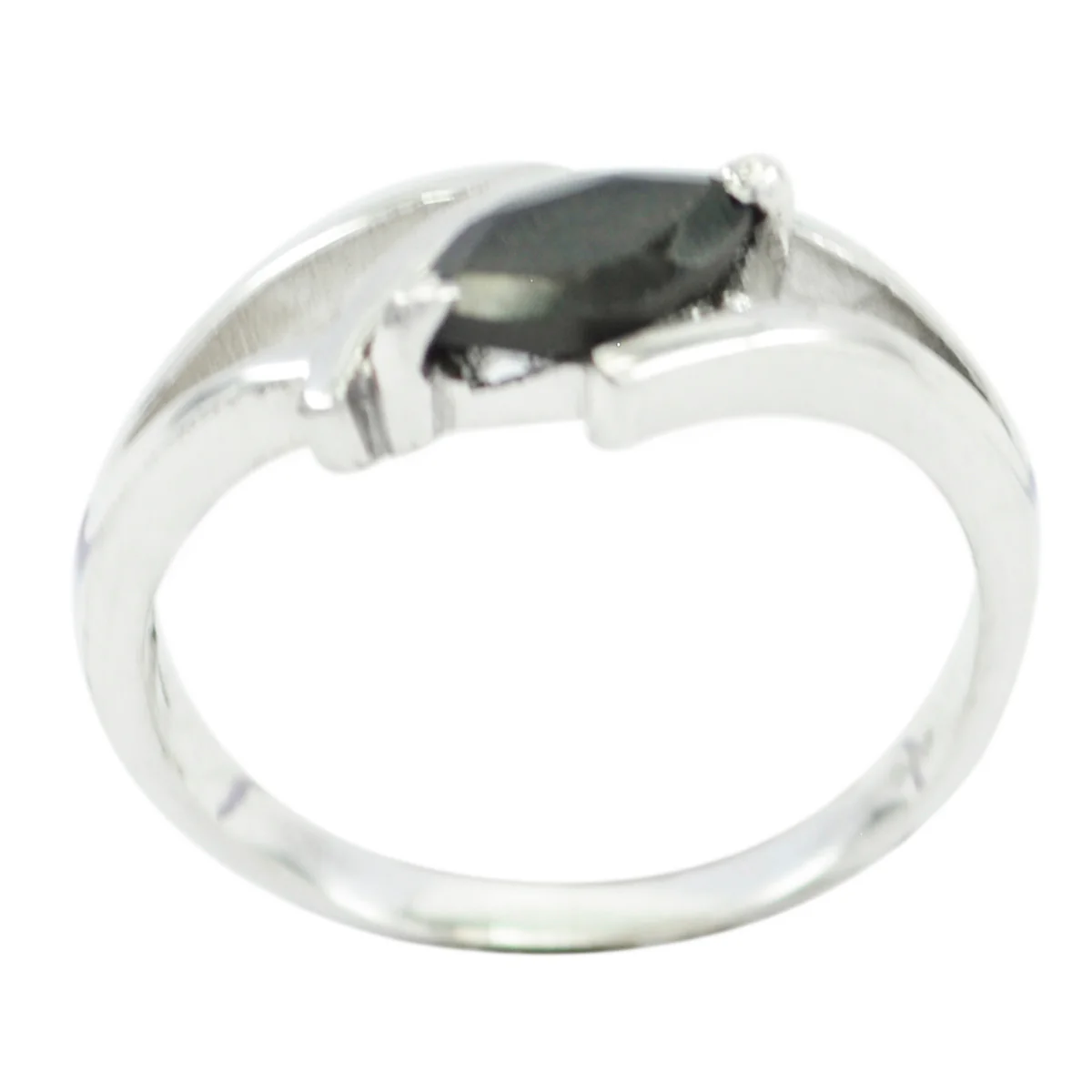 Black Onyx Solitaire Japanese 92.5 Silver Black Gemstone Dainty Modern Ring Jewelry