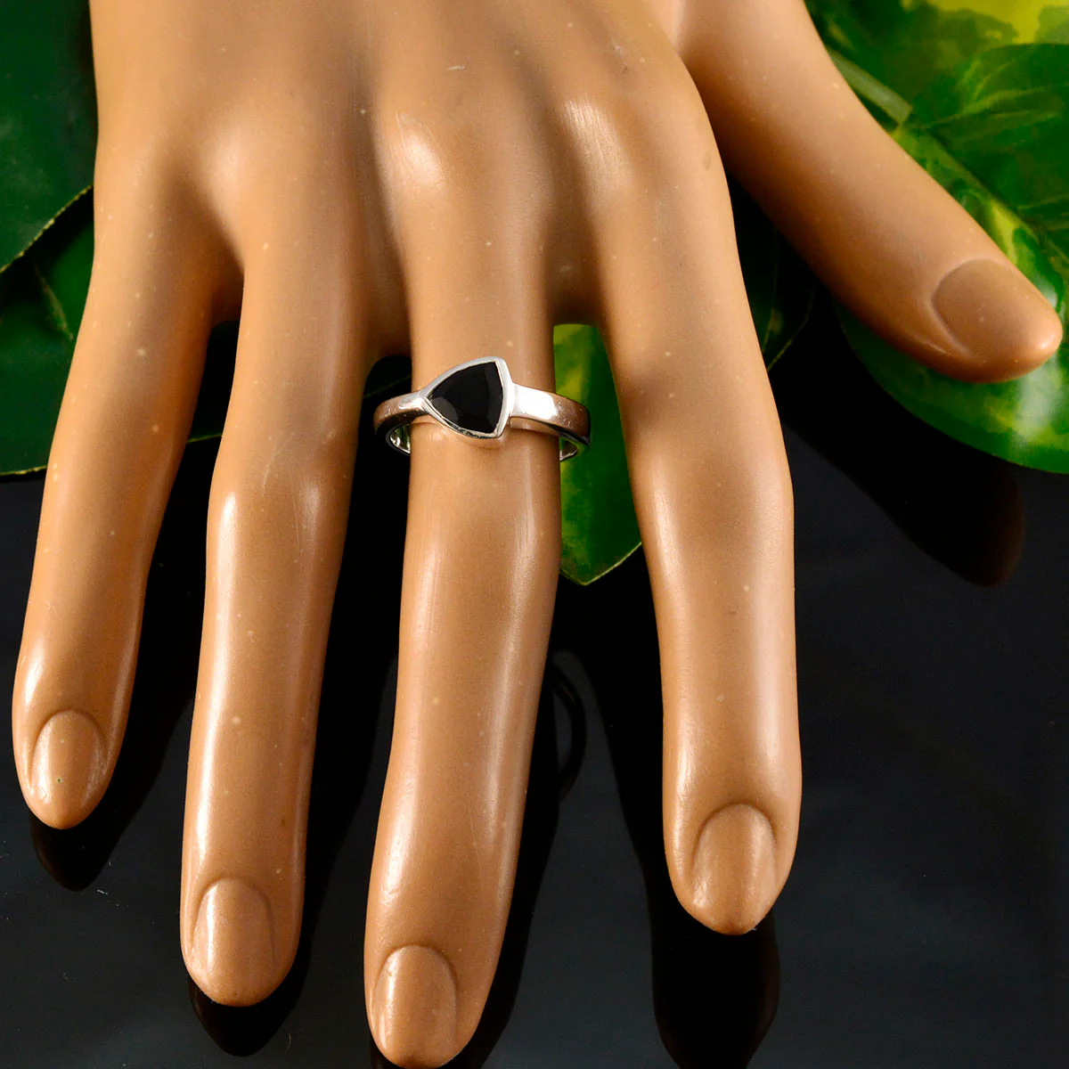 Black Onyx Solitaire Moroccan 925 Silver Black Gems Tiny Boho Ring Jewellery - Image 5