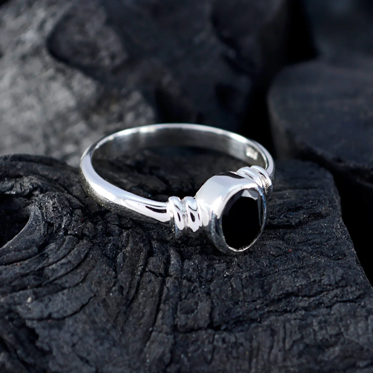 Black Onyx Solitaire Turkish 92.5 Silver Black Gemstones Delicate Graceful Ring Jewellery - Image 4
