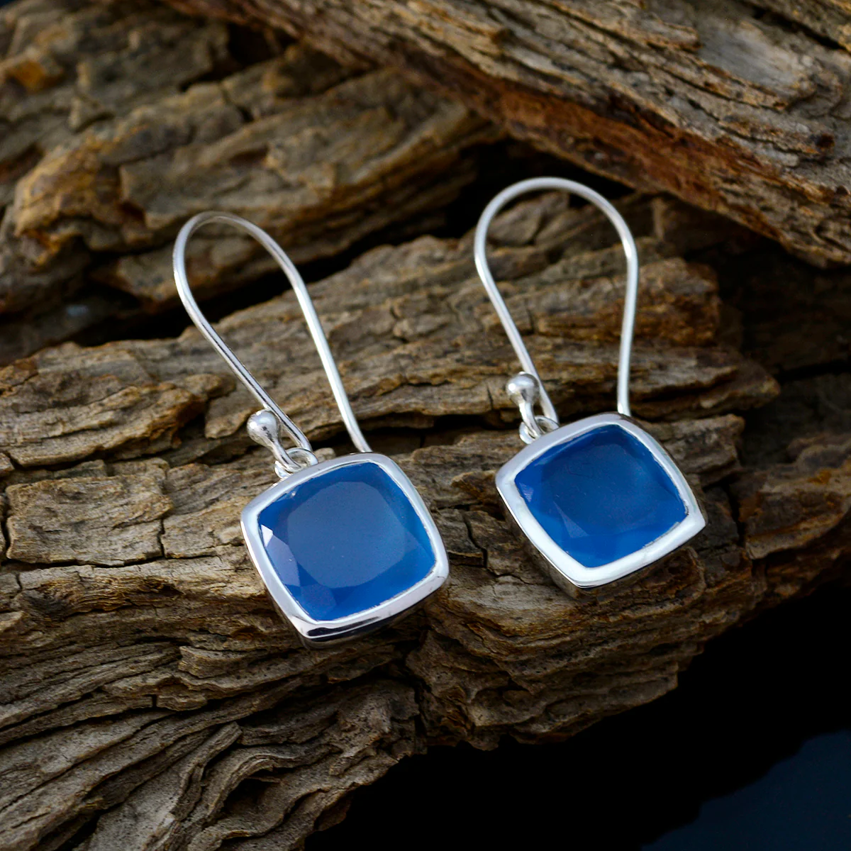 Blue Chalcedony Egyptian Luisa Solitaire Dangle Blue 92.5 Silver Earring - Image 3