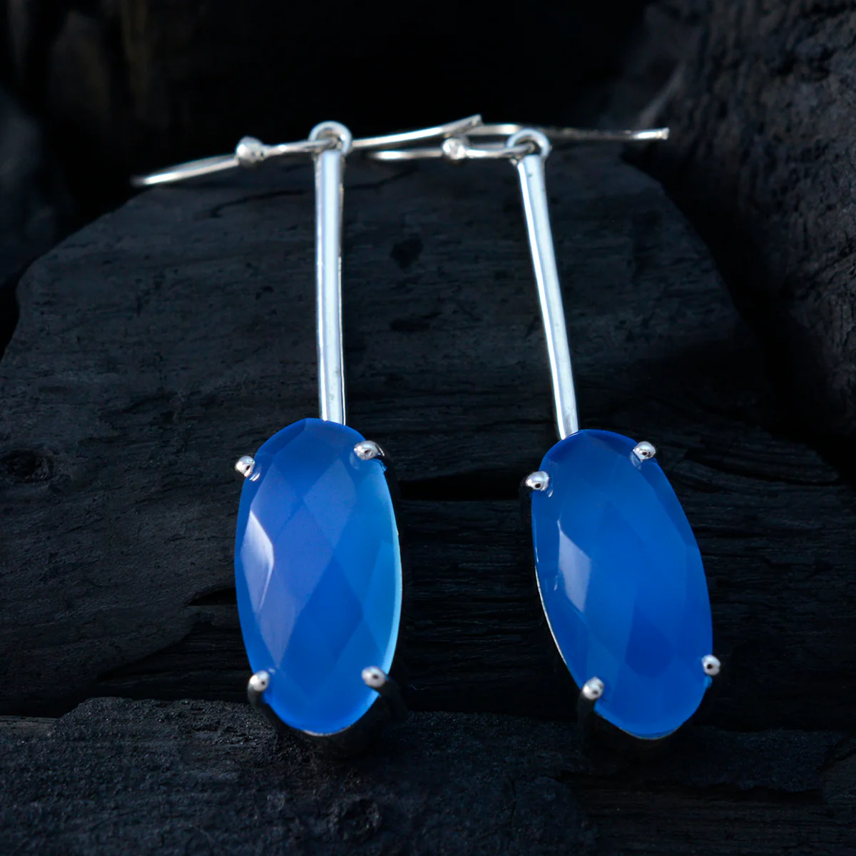 Blue Chalcedony Mexican Isadora Solitaire Dangle Blue 925 Sterling Silver Earring - Image 2