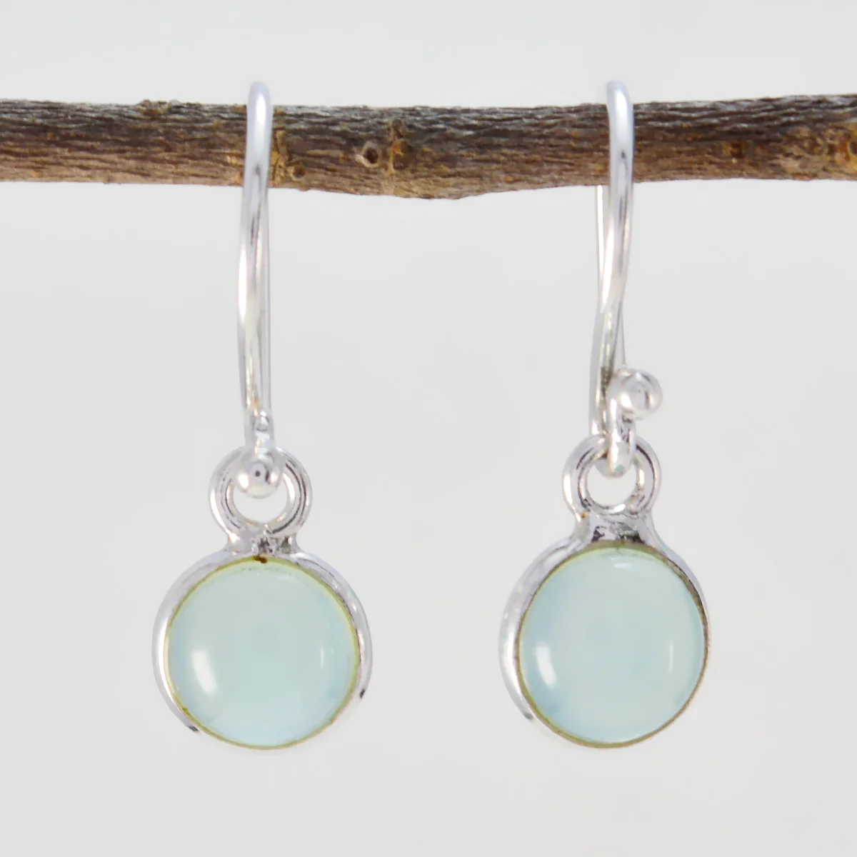 Blue Chalcedony Middle Eastern Kennedy Solitaire Dangle Blue 925 Silver Earring - Image 2