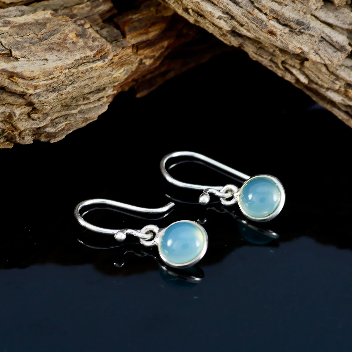 Blue Chalcedony Middle Eastern Kennedy Solitaire Dangle Blue 925 Silver Earring - Image 3