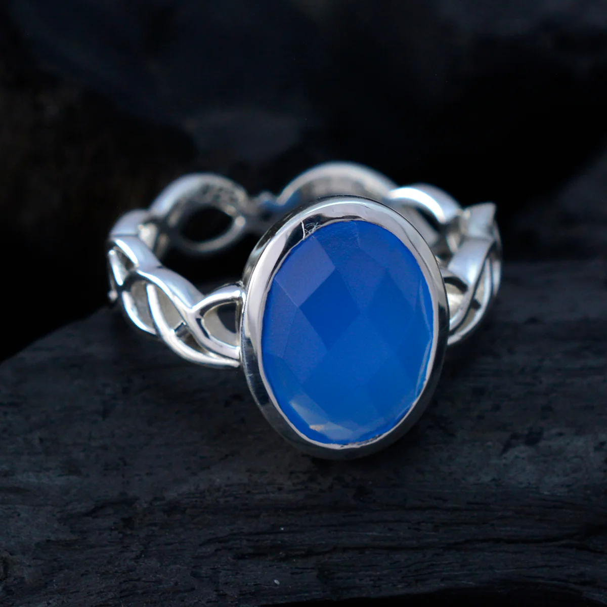 Blue Chalcedony Solitaire Indian 925 Silver Blue Gemstone Minimal Contemporary Ring Jewellery - Image 4