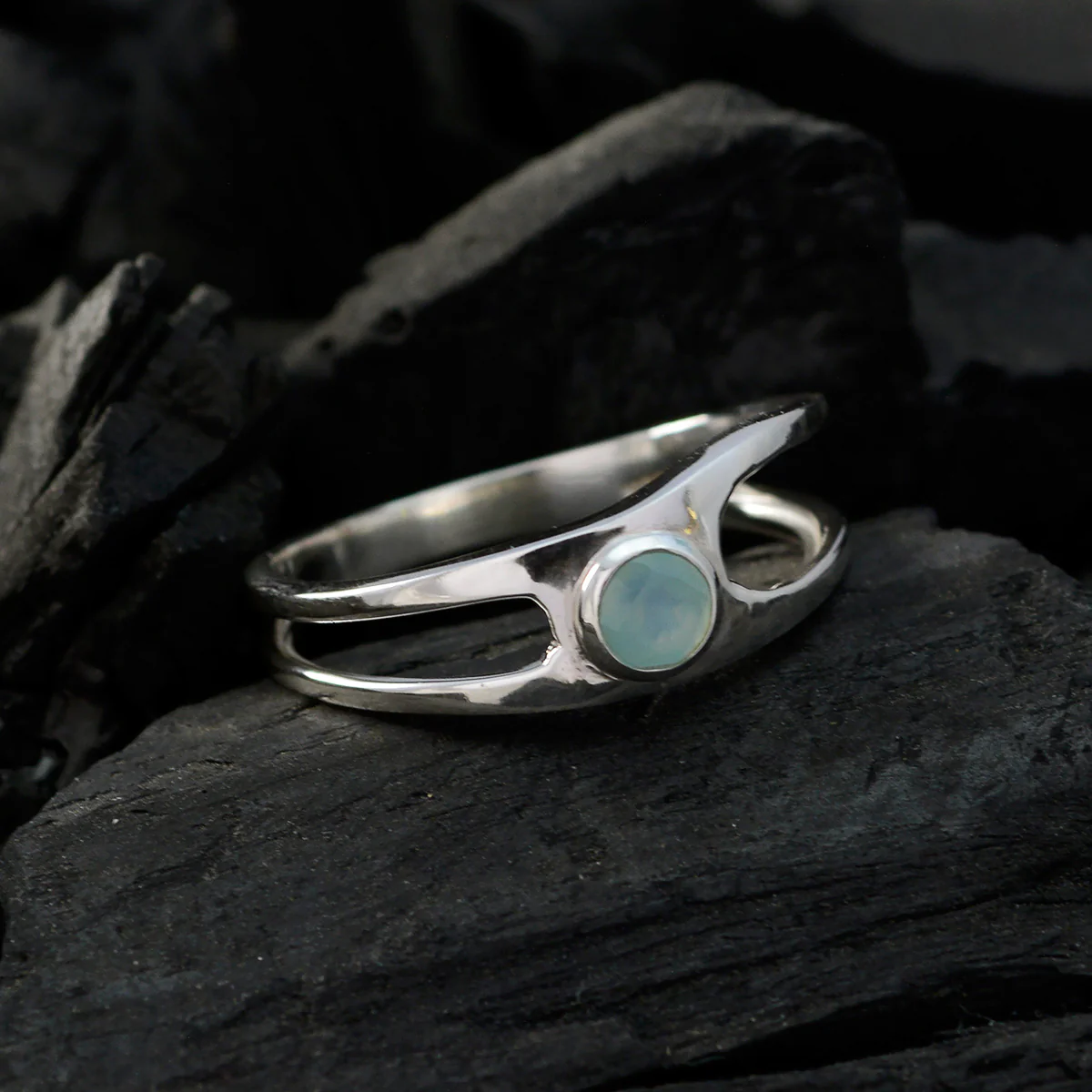 Blue Chalcedony Solitaire Korean 925 Silver Blue Gemstone Dainty Feminine Ring Jewelry - Image 4