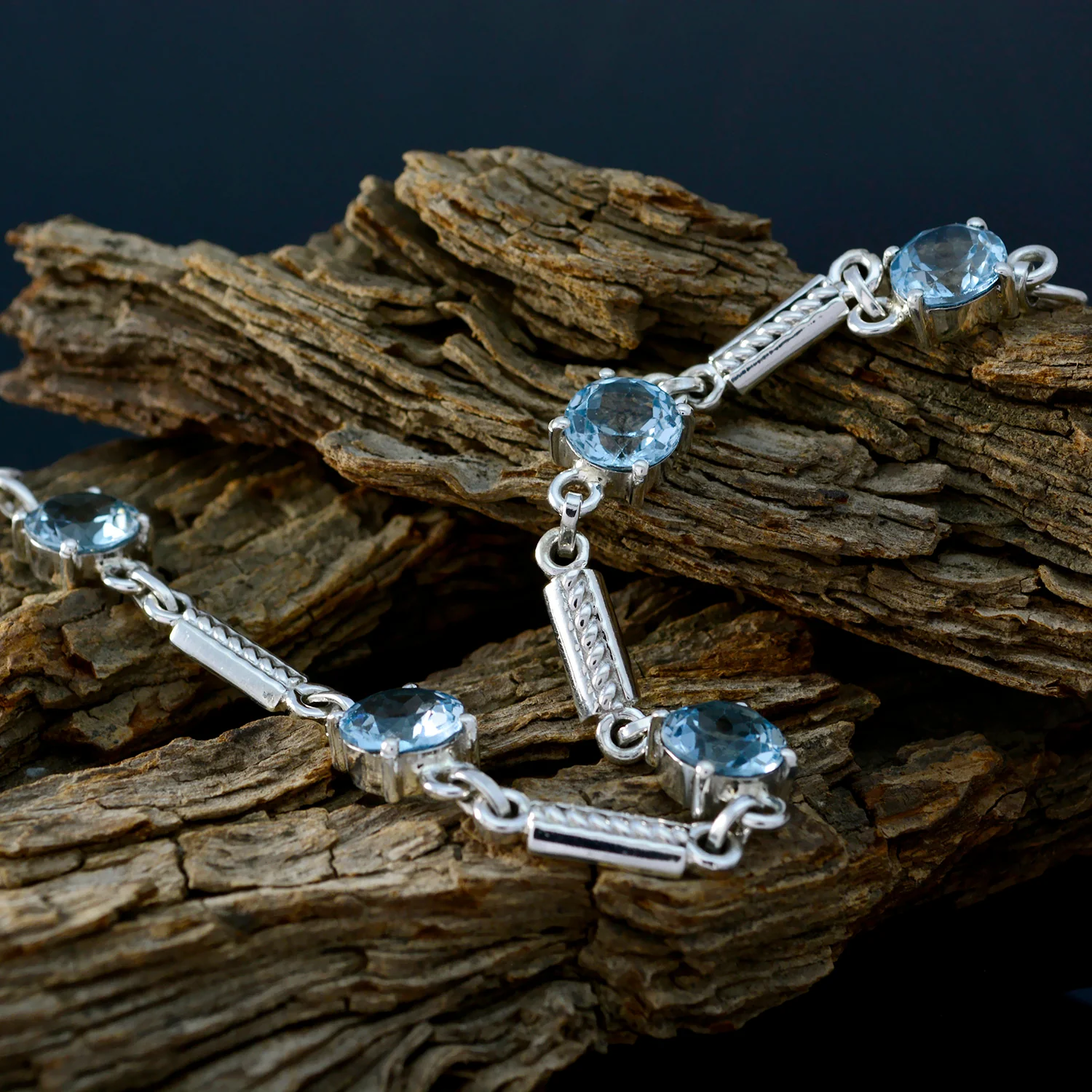 Blue Topaz End of Summertime Minimal Blue Silver Links Bracelet - Image 2