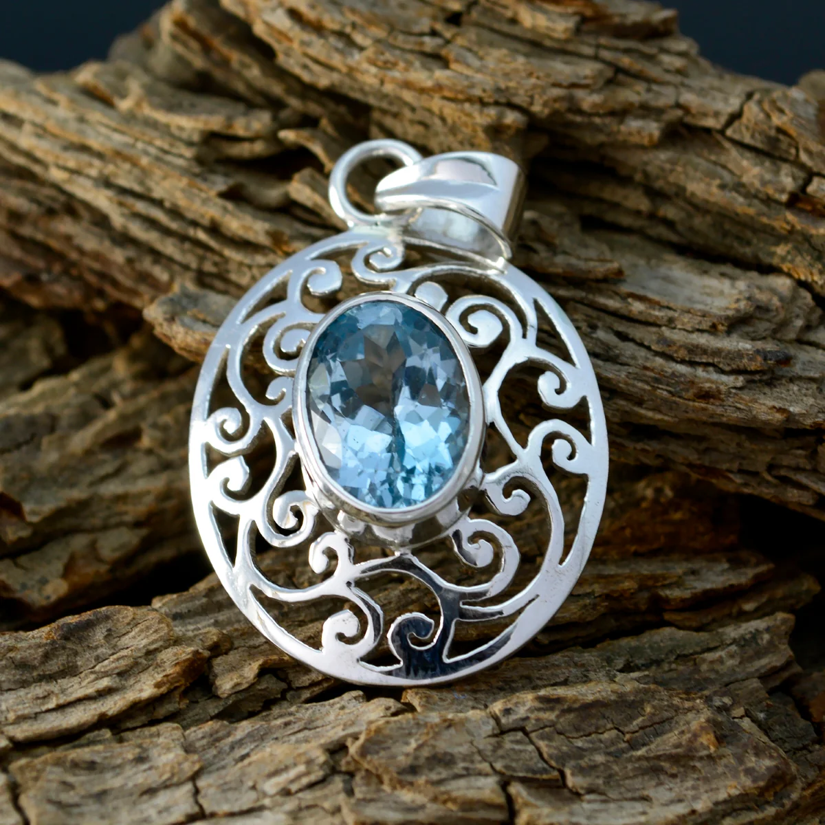Blue Topaz Mid-weight Spanish 92.5 Silver Solitaire Leah Geometric Blue Pendant Jewellery - Image 2