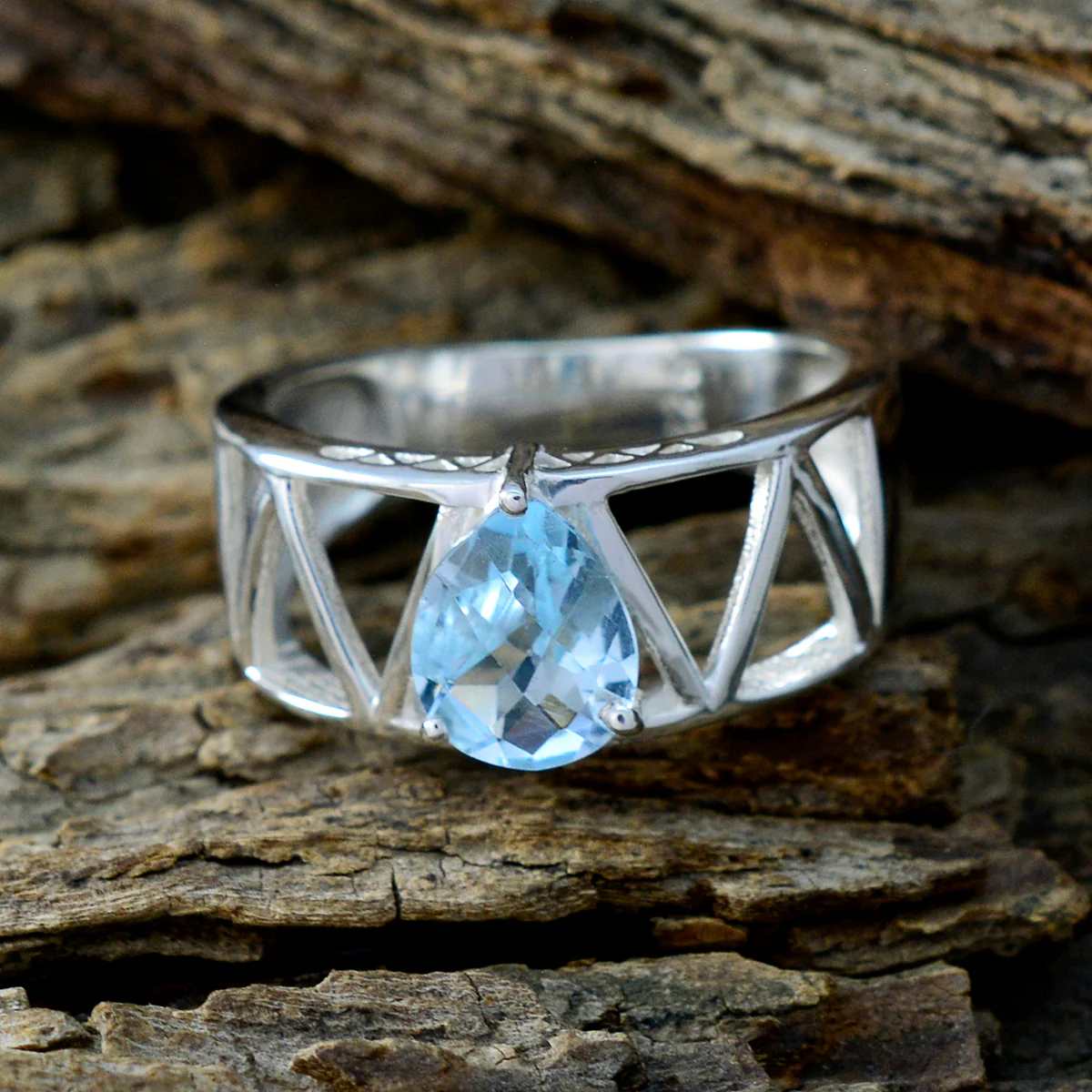 Blue Topaz Solitaire Indian Sterling Silver Blue Gems Tiny Glamorous Ring Jewellery - Image 3