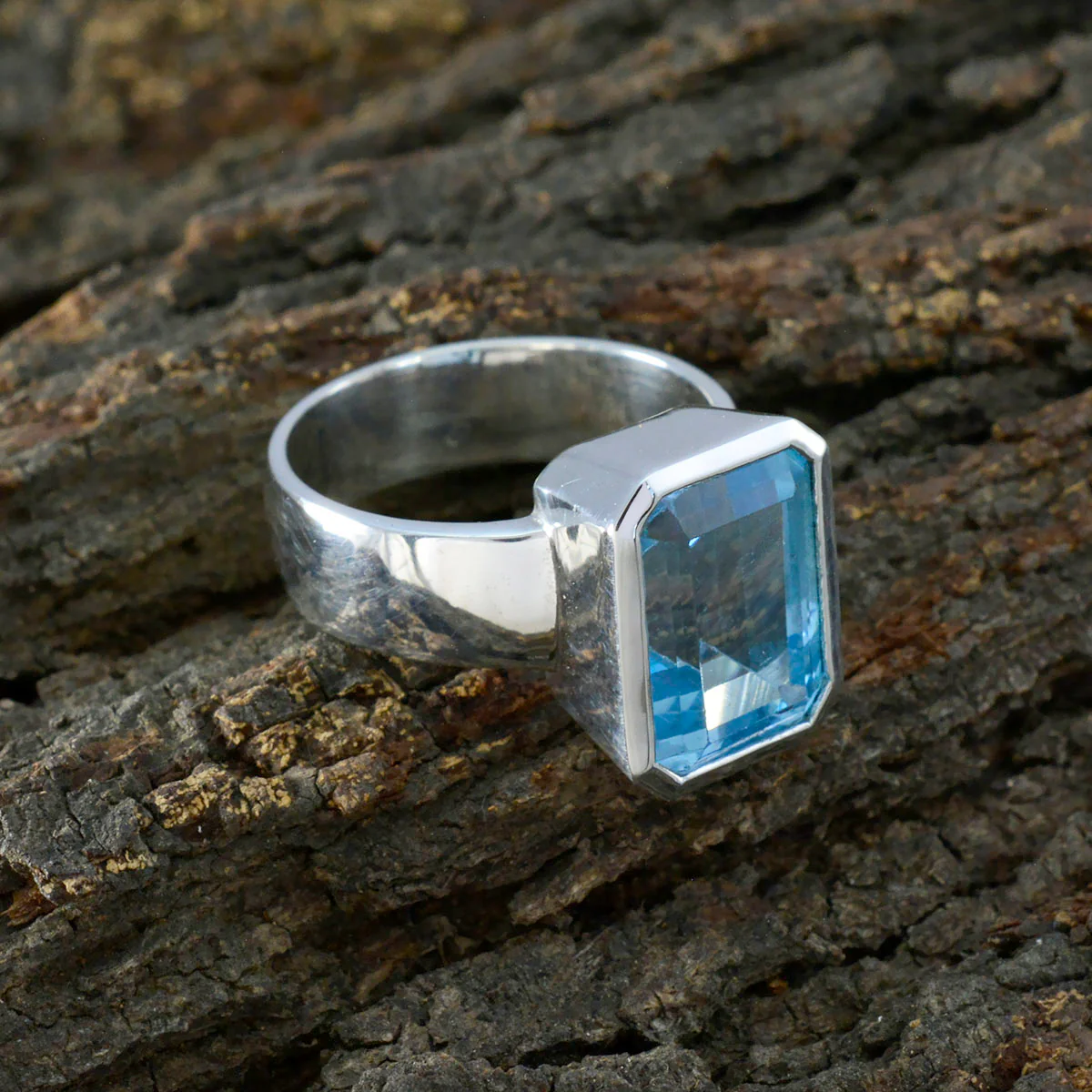 Blue Topaz Solitaire Italian Sterling Silver Blue Gemstone Edgy Abstract Ring Jewellery - Image 3