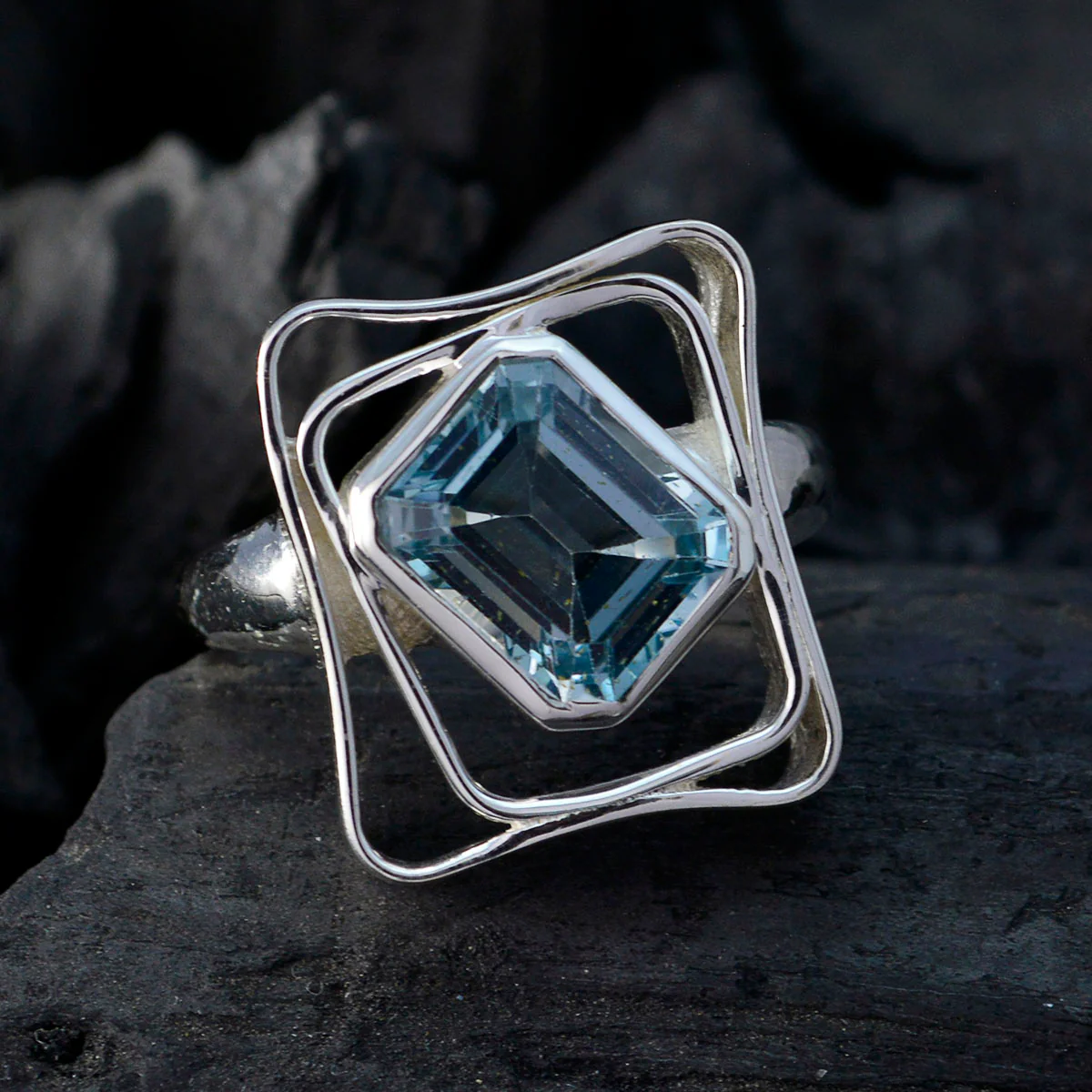 Blue Topaz Solitaire Moroccan 92.5 Silver Blue Gemstone Mid-weight Signet Ring Jewelry - Image 4