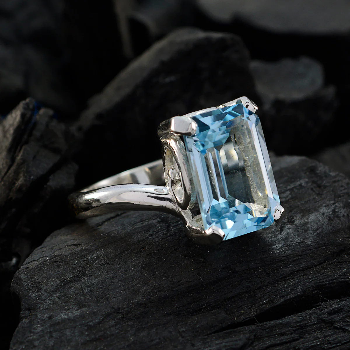 Blue Topaz Solitaire Moroccan Sterling Silver Blue Gemstones Mid-weight Fairytale Ring Jewelry - Image 5