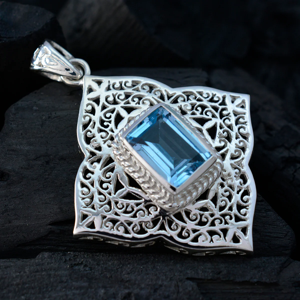 Blue Topaz Statement Spanish Silver Solitaire Victoria Geometric Blue Pendant Jewelry - Image 4