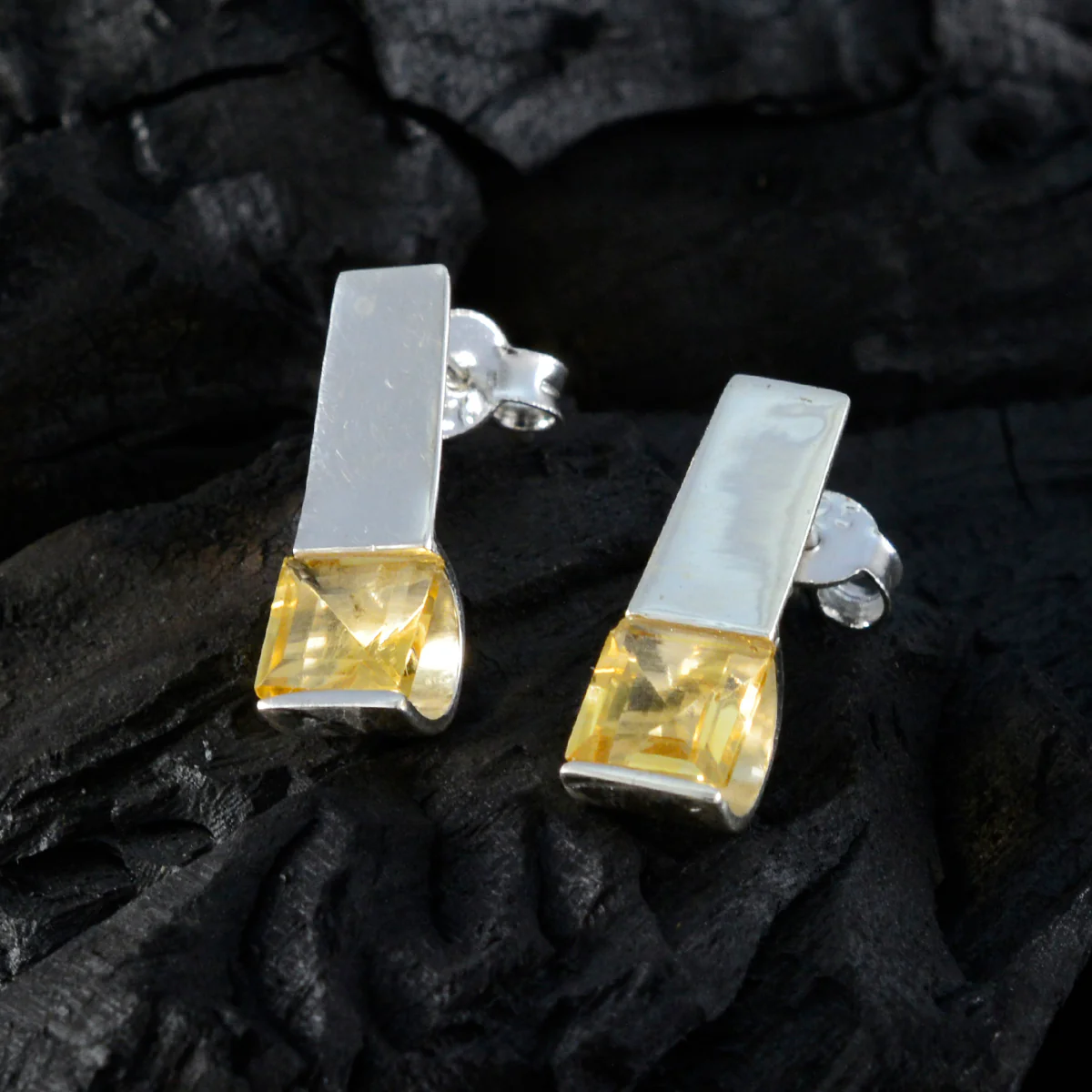 Citrine Mexican Layla Solitaire Stud Yellow Silver Earring - Image 4