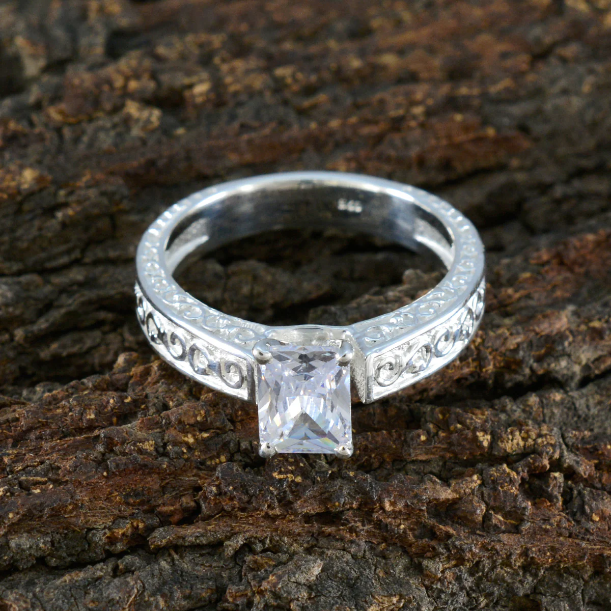 Cubic zirconia CZ Solitaire Moroccan 925 Sterling Silver White Gemstone Eye-catching Modern Ring Jewellery - Image 3
