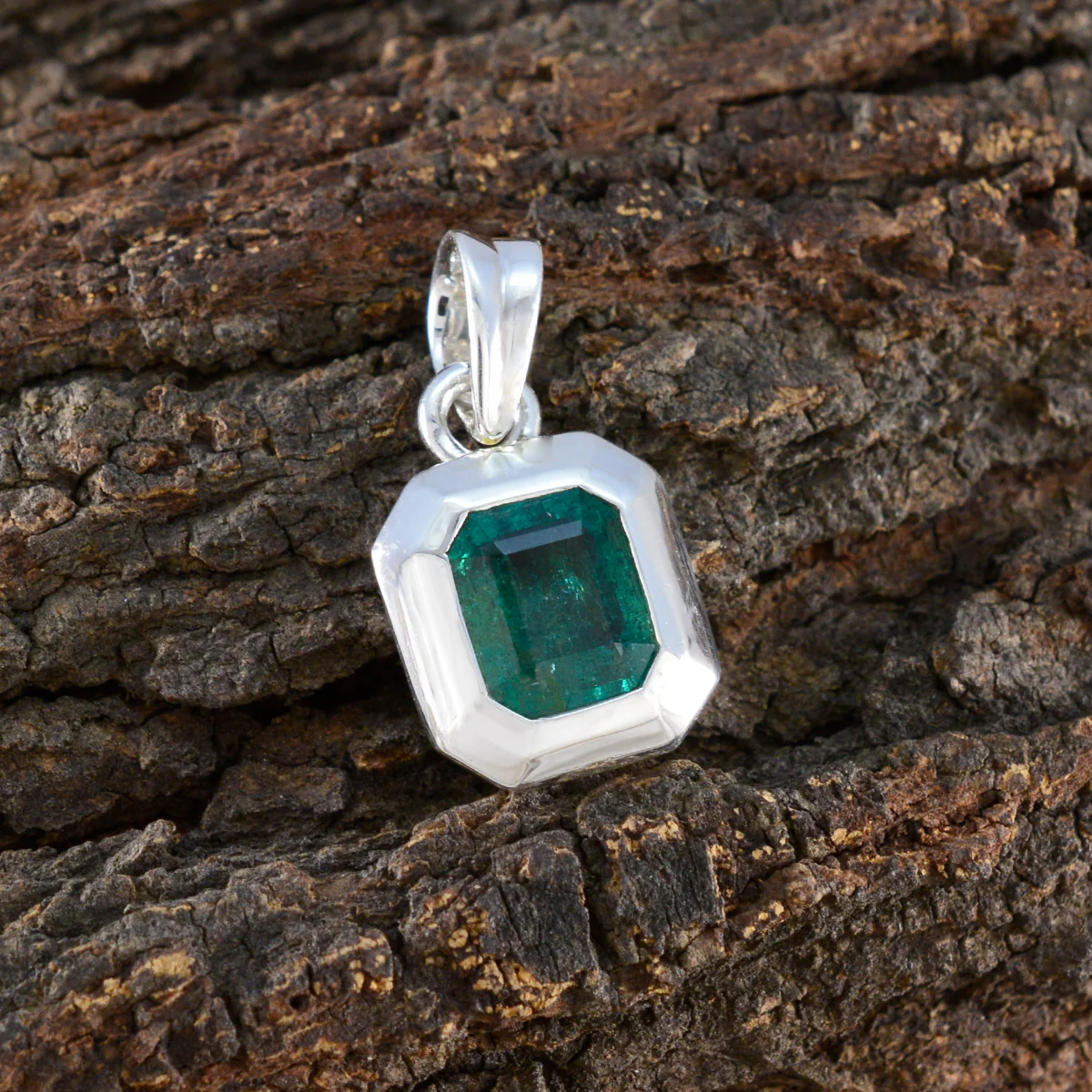 Emerald Dainty Egyptian 92.5 Silver Solitaire Zoey propsel Green Pendant Jewellery - Image 3