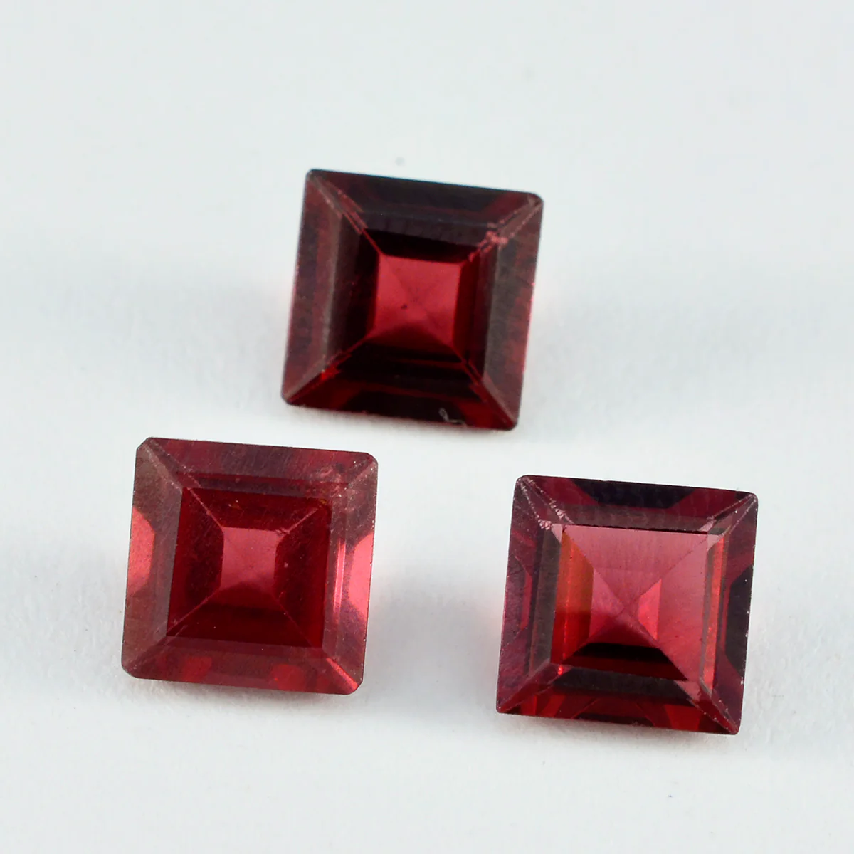 Garnet 1PC Chunky 16x16 MM Square Faceted Red Pure Semi Precious Loose Gemstones - Image 2