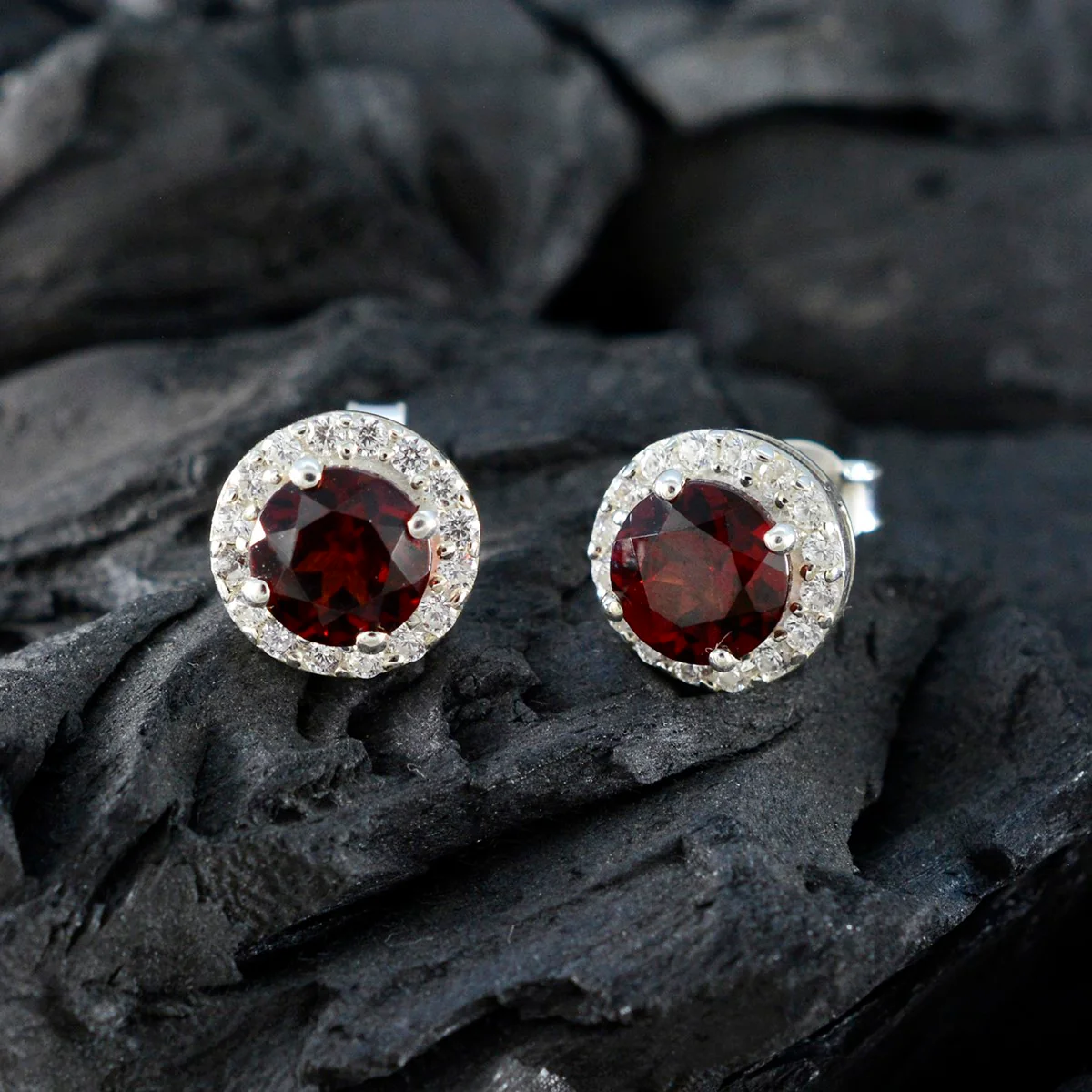 Garnet American Mei Solitaire Stud Red 92.5 Silver Earring - Image 5