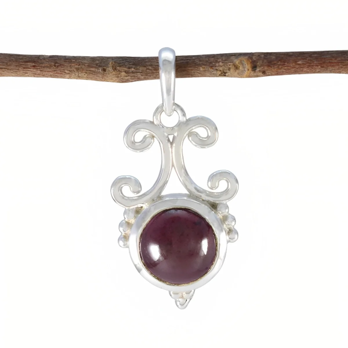 Garnet Dainty Spanish 92.5 Silver Solitaire Chloe valentine Red Pendant Jewellery
