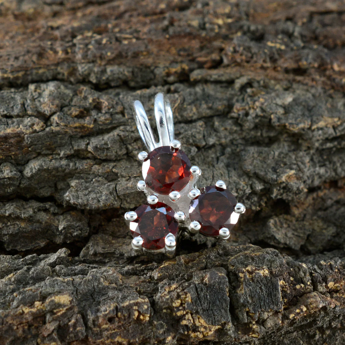 Garnet Delicate Russian Silver Trilogy Alina Graceful Red Pendant Jewelry - Image 3