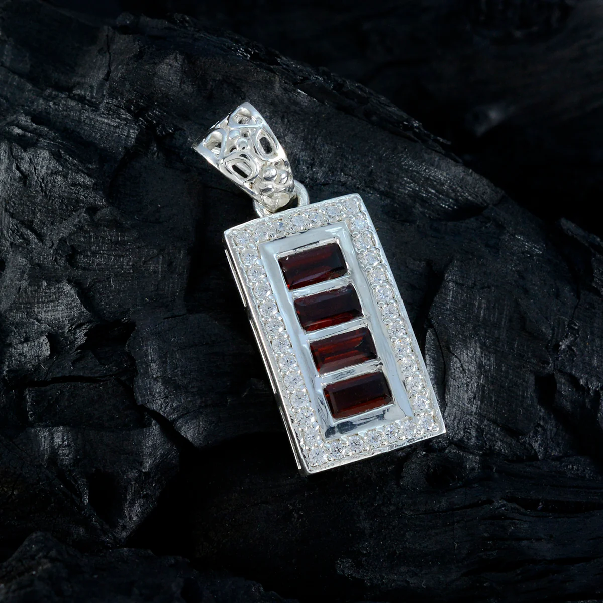 Garnet Featherlight African Sterling Silver multiple Bianca Abstract Red Pendant Jewellery - Image 4