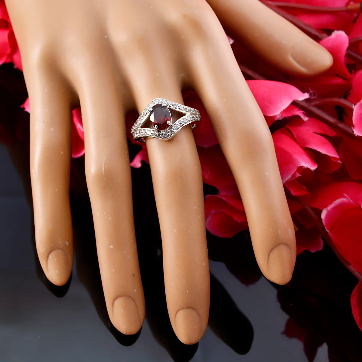 Garnet Halo Indian 92.5 Silver Red Gems Tiny Contemporary Ring Jewelry - Image 5