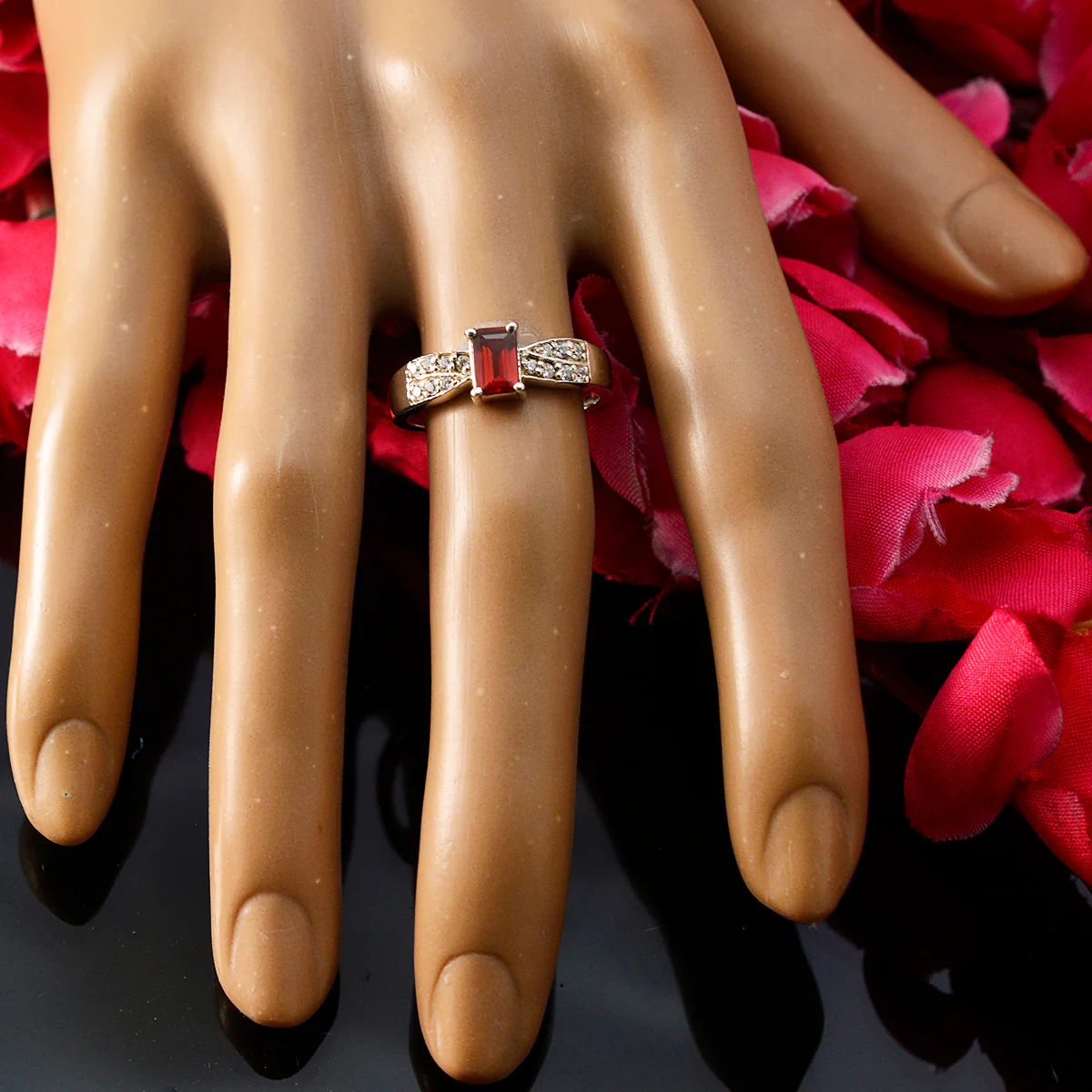 Garnet Halo Russian 925 Silver Red Gemstone Featherlight Fairytale Ring Jewelry - Image 5