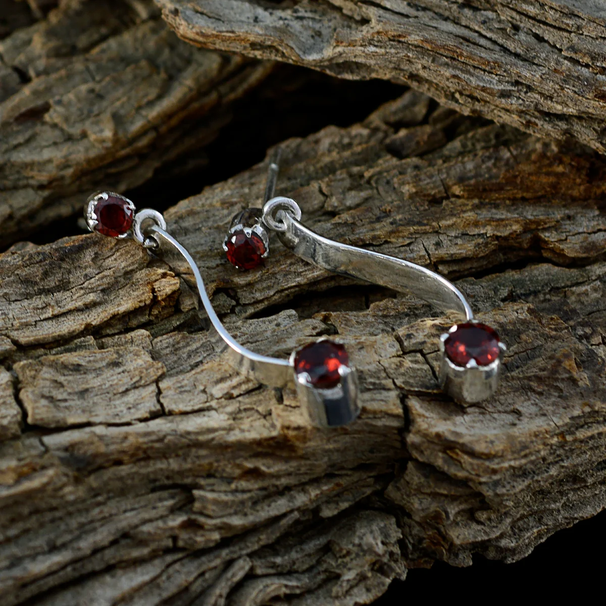 Garnet Japanese Ines multiple Stud Red Sterling Silver Earring - Image 3