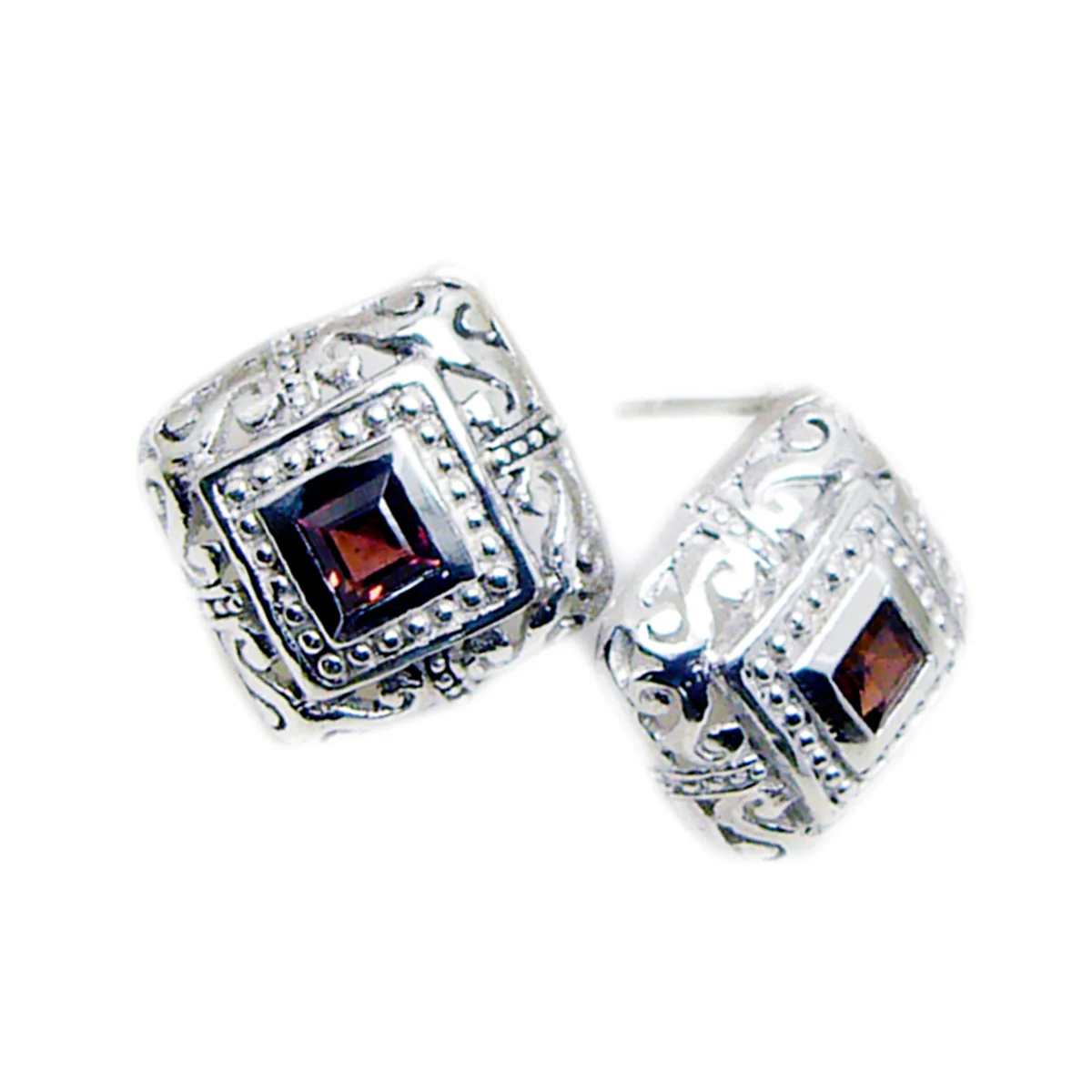 Garnet Latin American Dayana Solitaire Stud Red Silver Earring - Image 2
