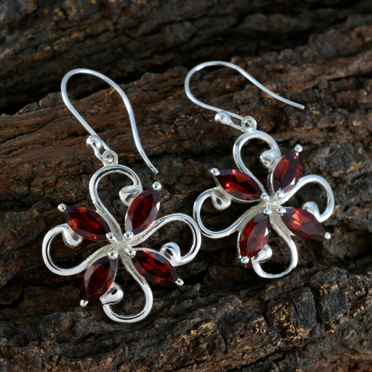 Garnet Middle Eastern Bianca quarter Dangle Red 925 Silver Earring - Image 3