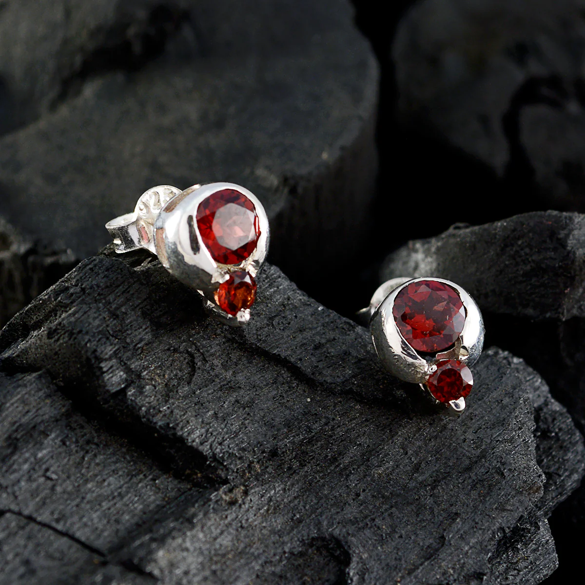 Garnet Middle Eastern Noelia multiple Stud Red Silver Earring - Image 4