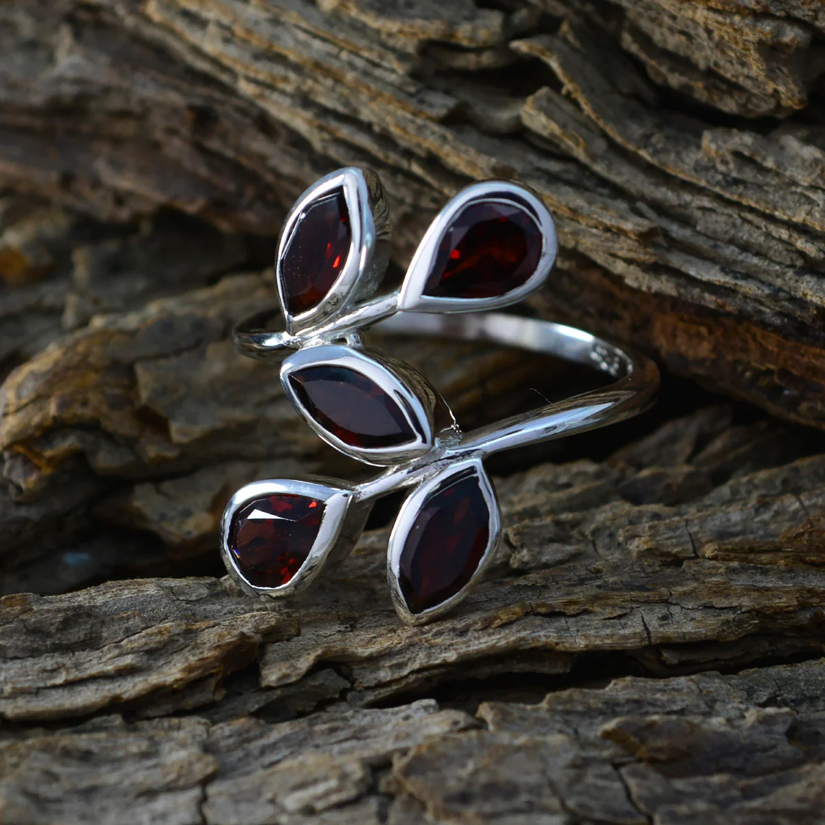 Garnet Penta Moroccan Silver Red Gemstones Eye-catching Abstract Ring Jewelry - Image 3