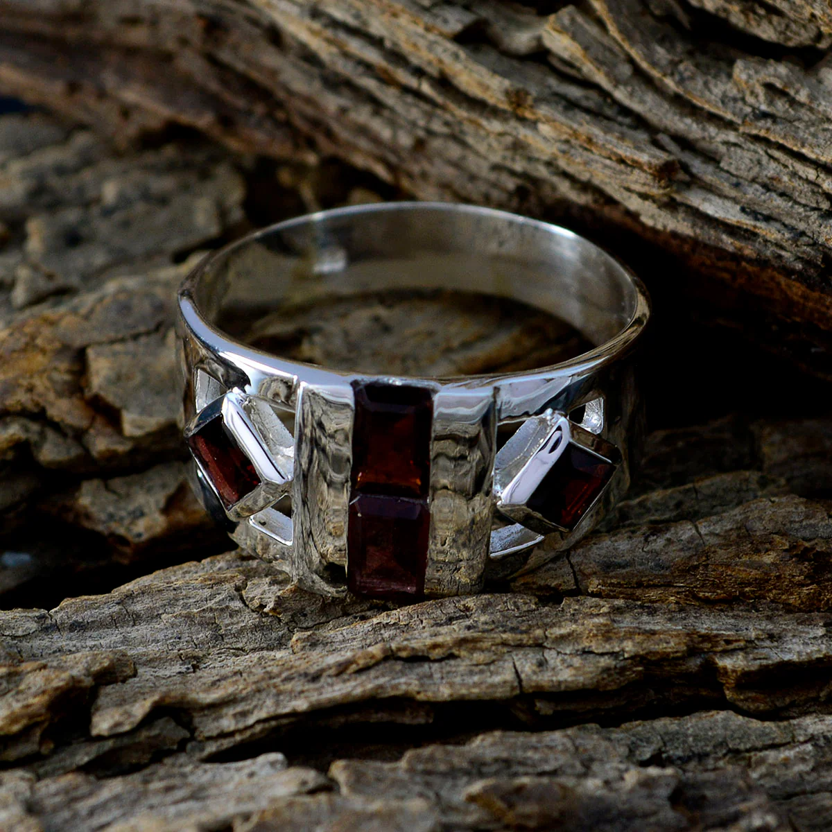Garnet quarter French 925 Sterling Silver Red Gemstone Eye-catching Abstract Ring Jewellery - Image 4