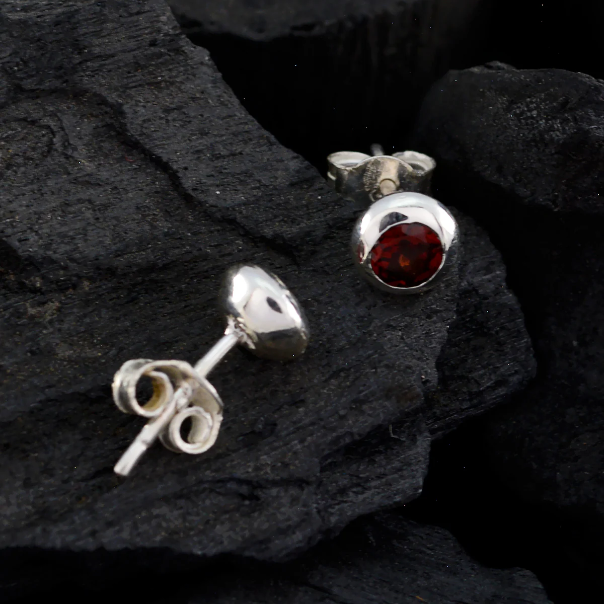 Garnet Russian Constanza Solitaire Stud Red 925 Silver Earring - Image 4
