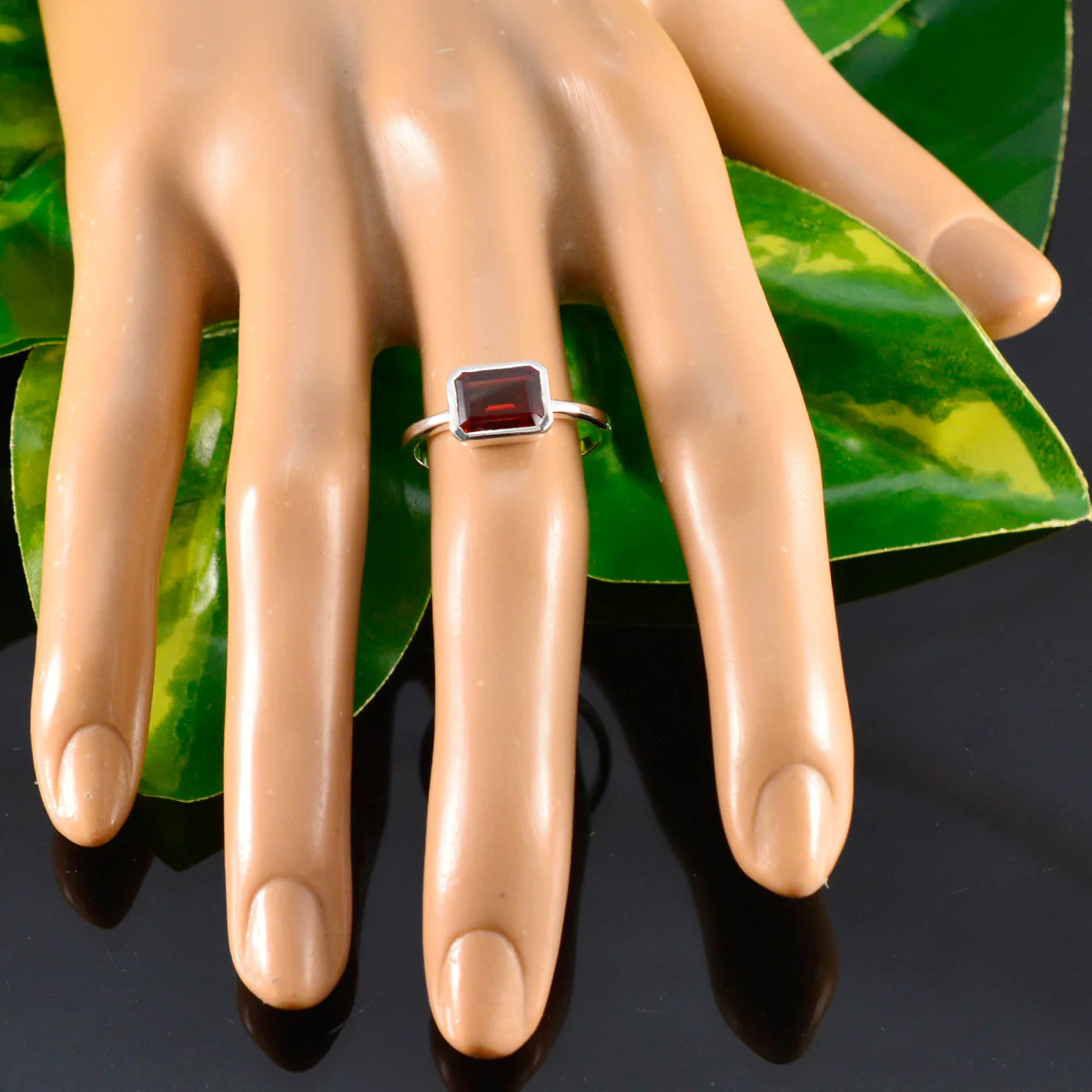 Garnet Solitaire American 925 Silver Red Gemstones Dainty Contemporary Ring Jewellery - Image 5