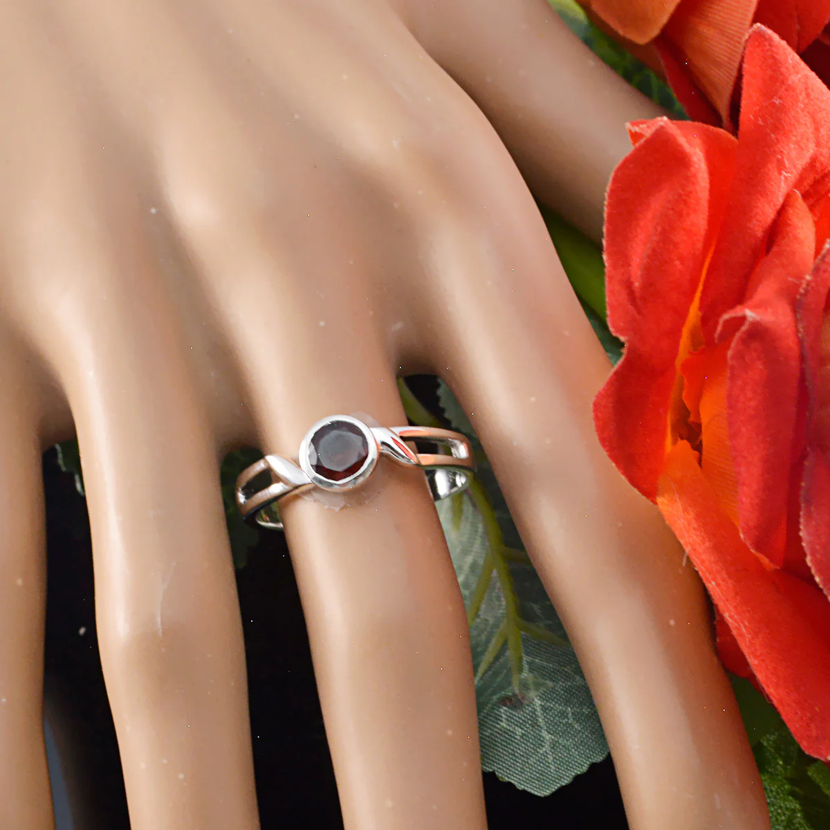 Garnet Solitaire American Sterling Silver Red Gemstones Whisper-thin Modern Ring Jewelry - Image 4