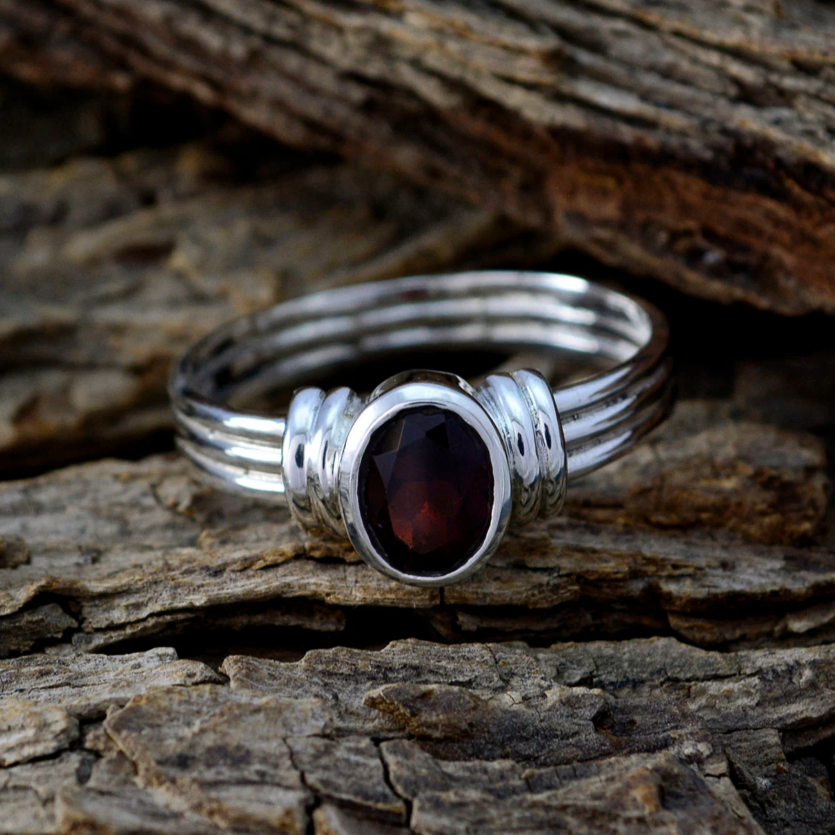 Garnet Solitaire Egyptian 92.5 Silver Red Gemstone Featherlight Heritage Ring Jewellery - Image 4