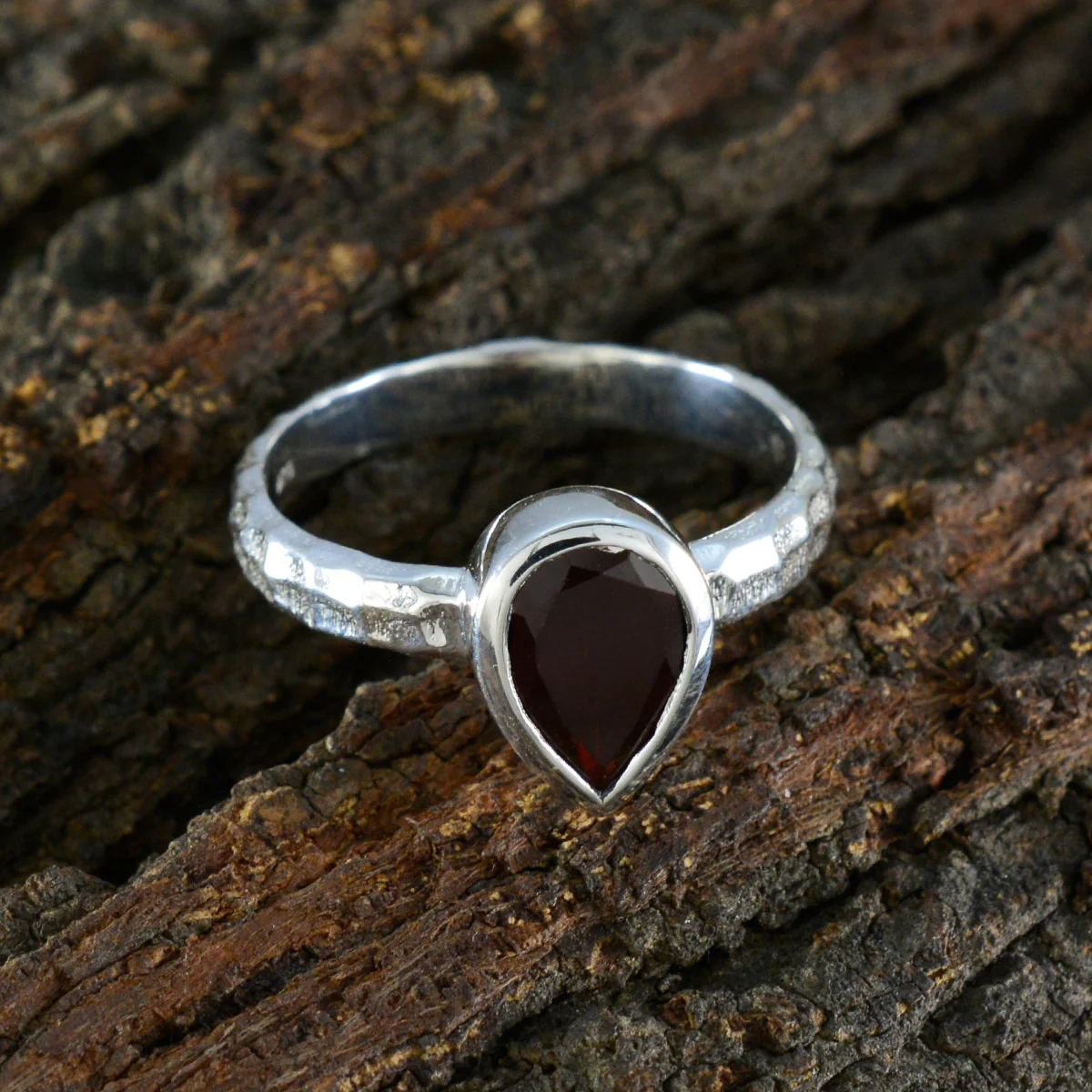 Garnet Solitaire French 92.5 Silver Red Gemstone Featherlight Glamorous Ring Jewelry - Image 3