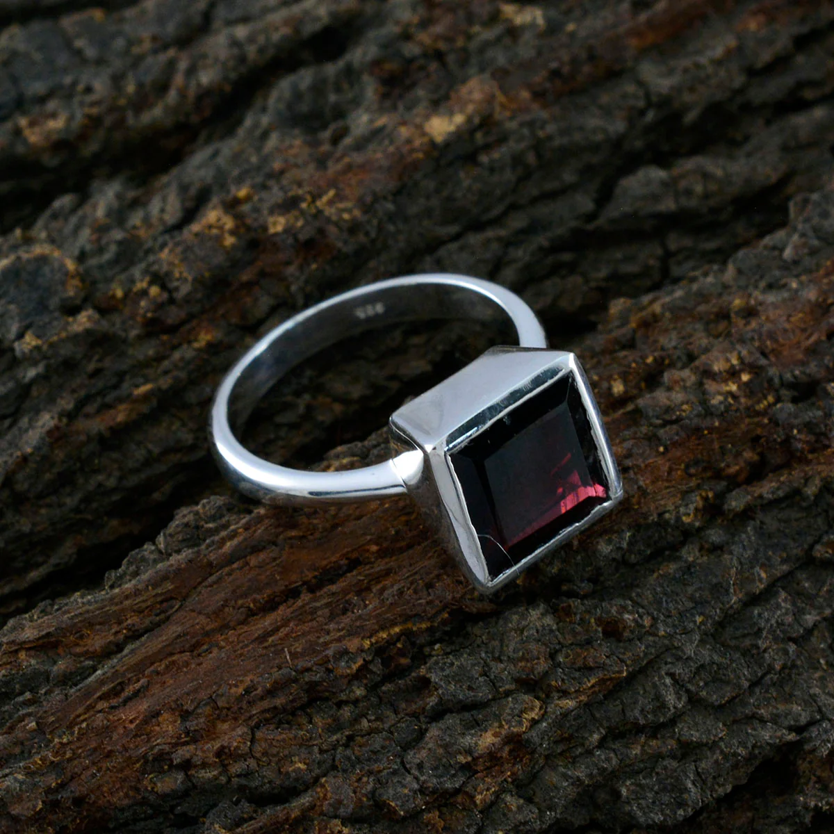 Garnet Solitaire Indian Sterling Silver Red Gems Classic Boho Ring Jewelry - Image 3